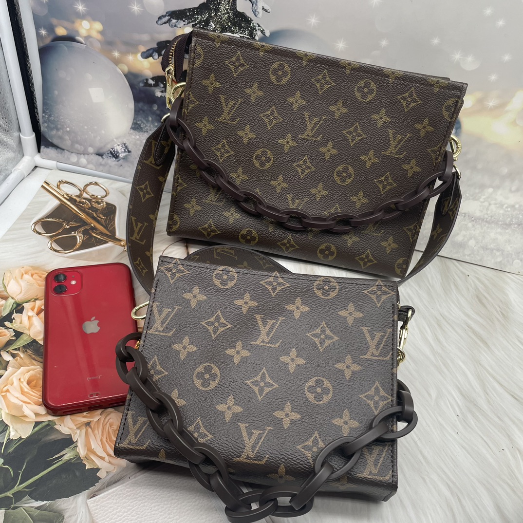 Leather shoulder strap set