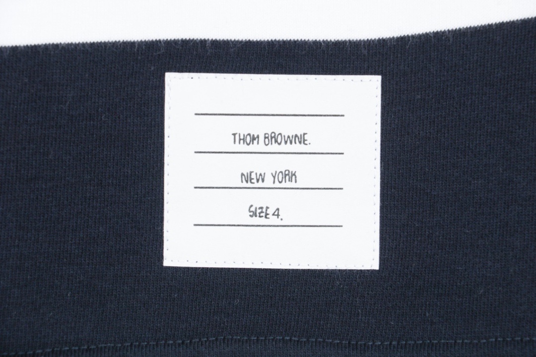 200 Thom Browne 23ss 四杠条纹短裤-藏青色