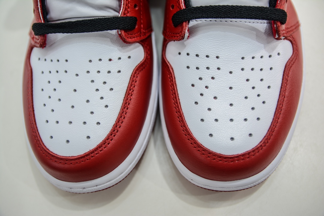 AJ1 high top series Dongguan original channel Chicago color matching shipment 555088-101