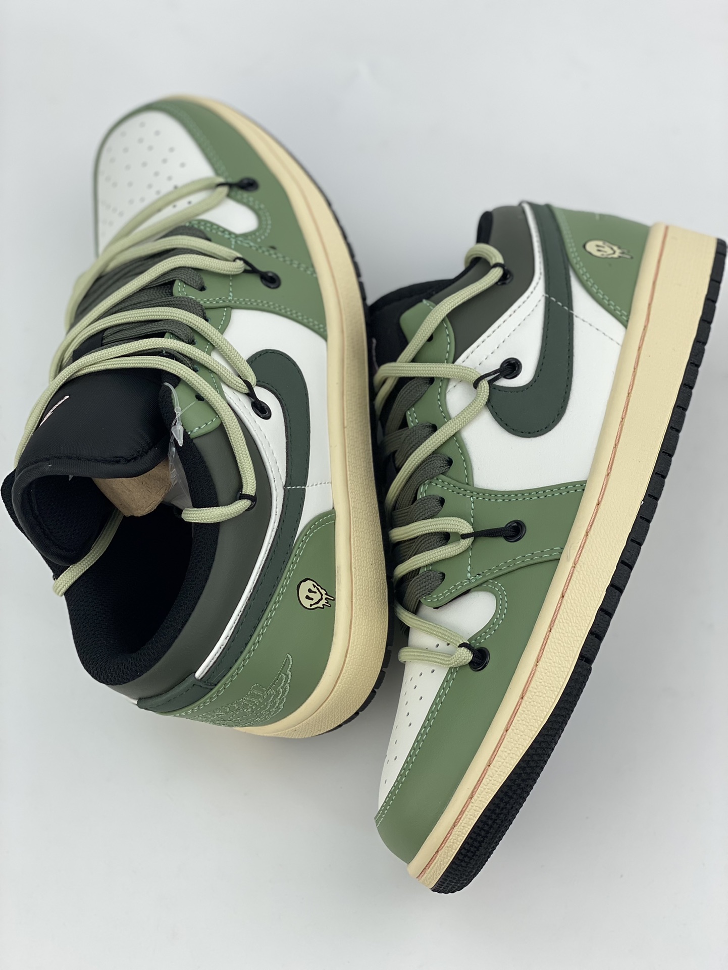 220 Air Jordan 1 Low 白绿绑绳 553558-062