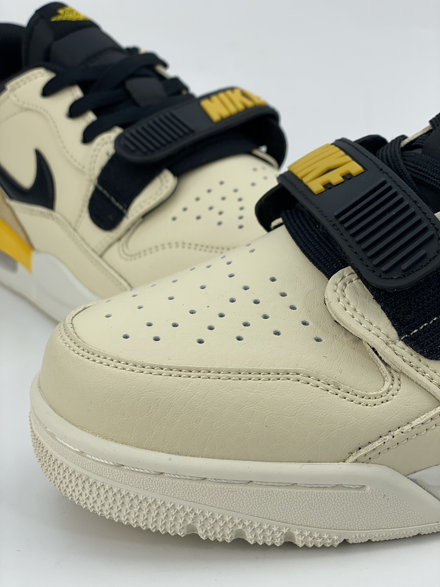 260  Nike Air Jordan Legacy 312 Low 乔丹最强三合一混合版 CD7069-200