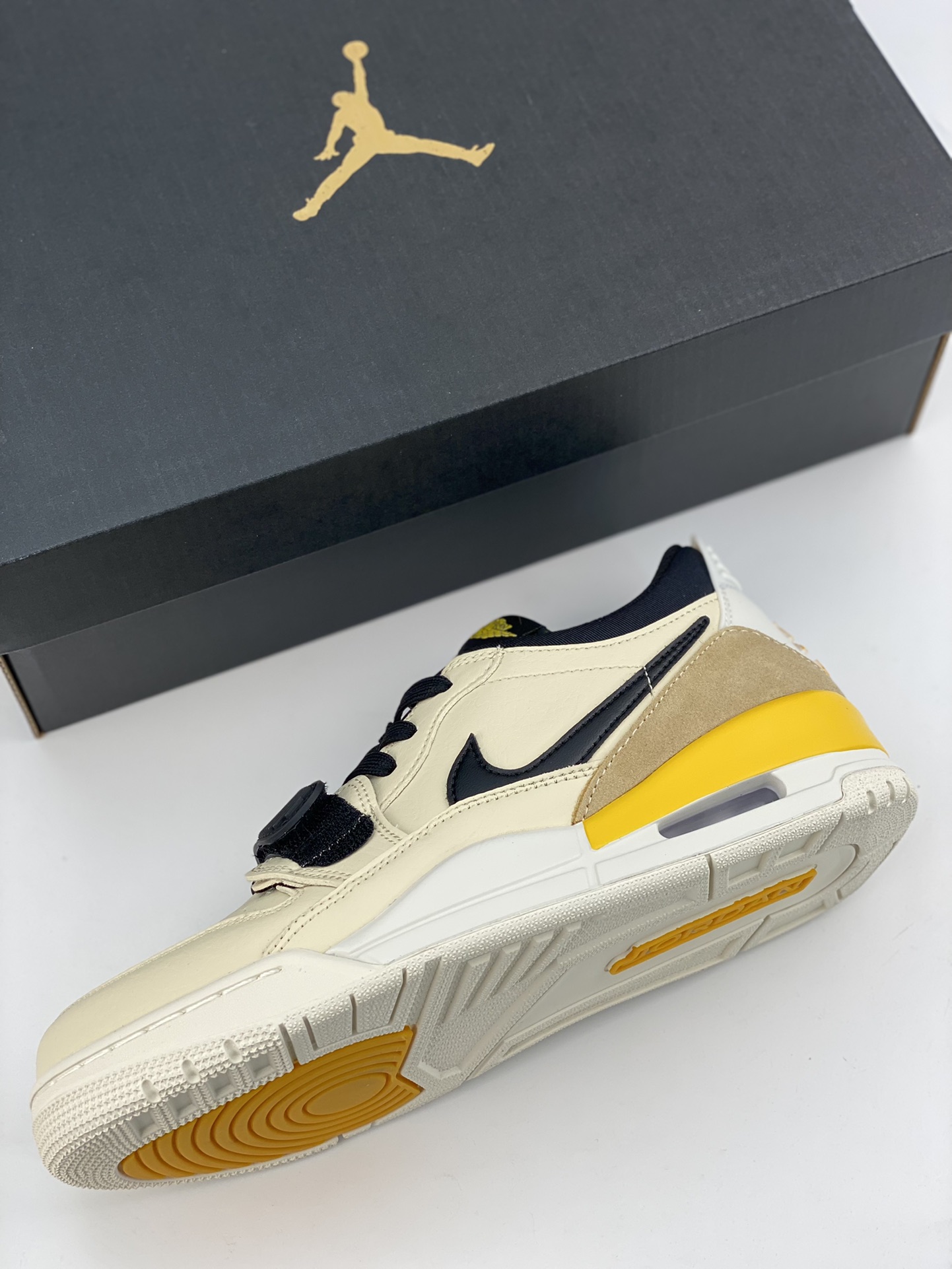 260  Nike Air Jordan Legacy 312 Low 乔丹最强三合一混合版 CD7069-200