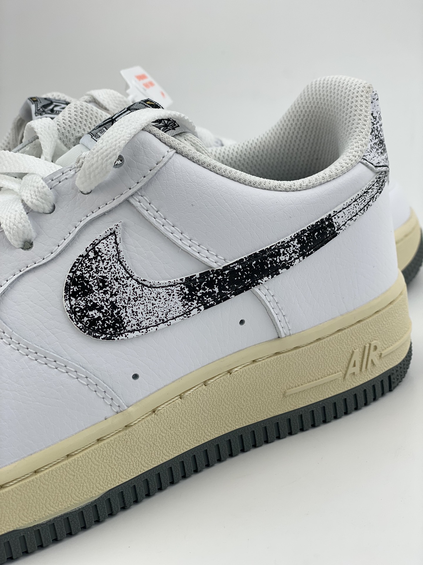 200 Nike Air Force 1 Low 07 白黑银渐变 DV7183-100