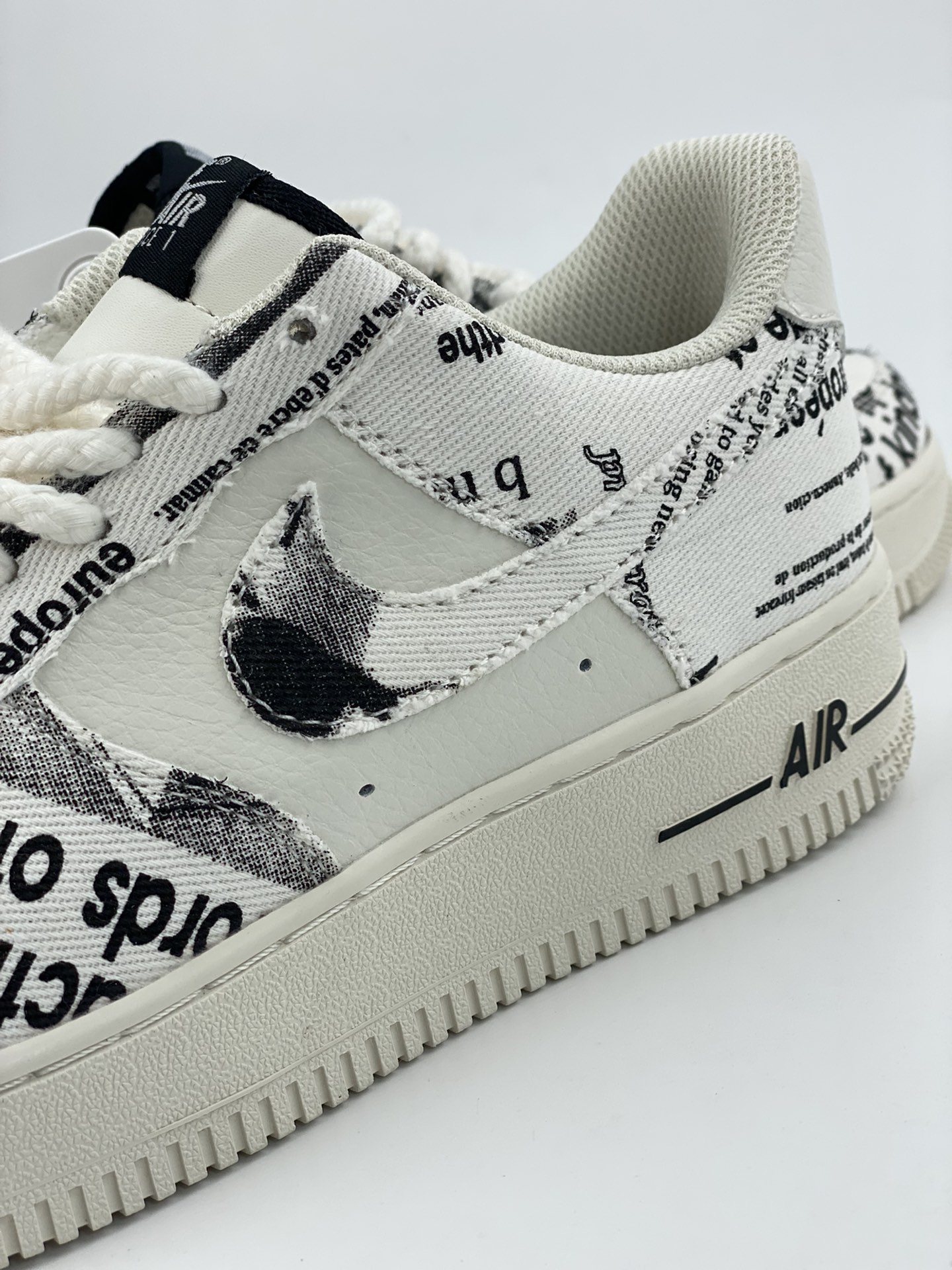 240 Nike Air Force 1 Low 07 白黑电影海报 FB0607-033