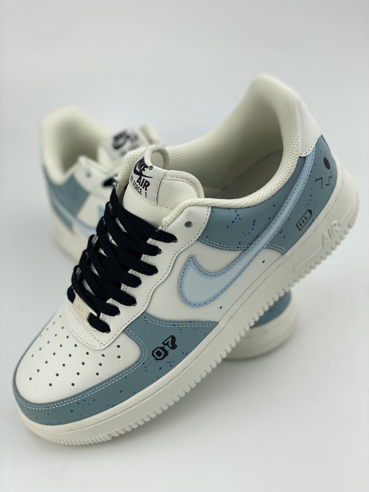 240 Nike Air Force 1 Low 07 鲁班涂鸦 CW2568-033
