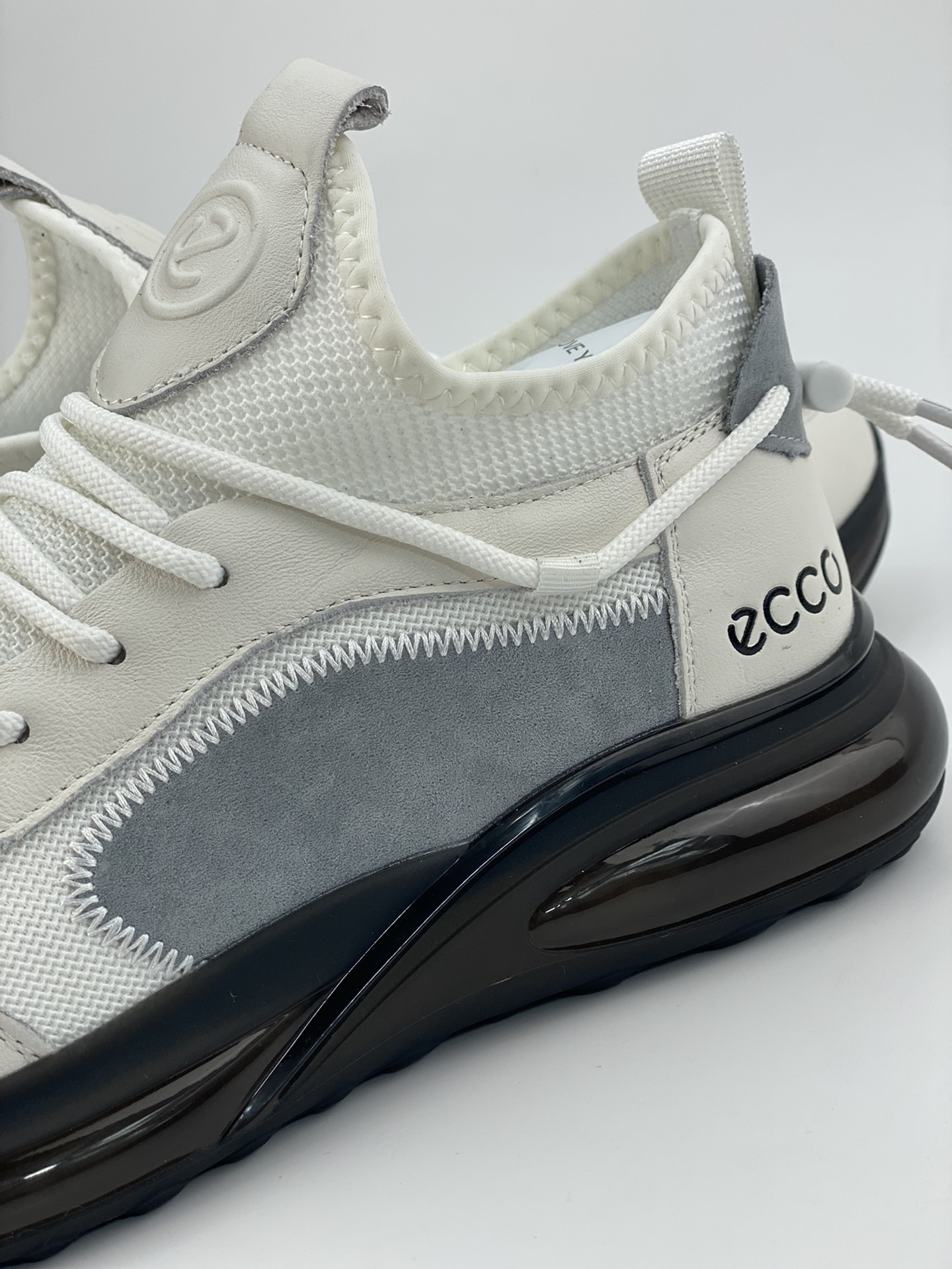 ECCO/Aibu sports running shoes/casual shoes quality