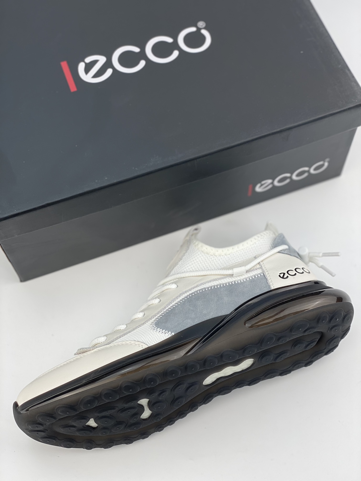 ECCO/Aibu sports running shoes/casual shoes quality