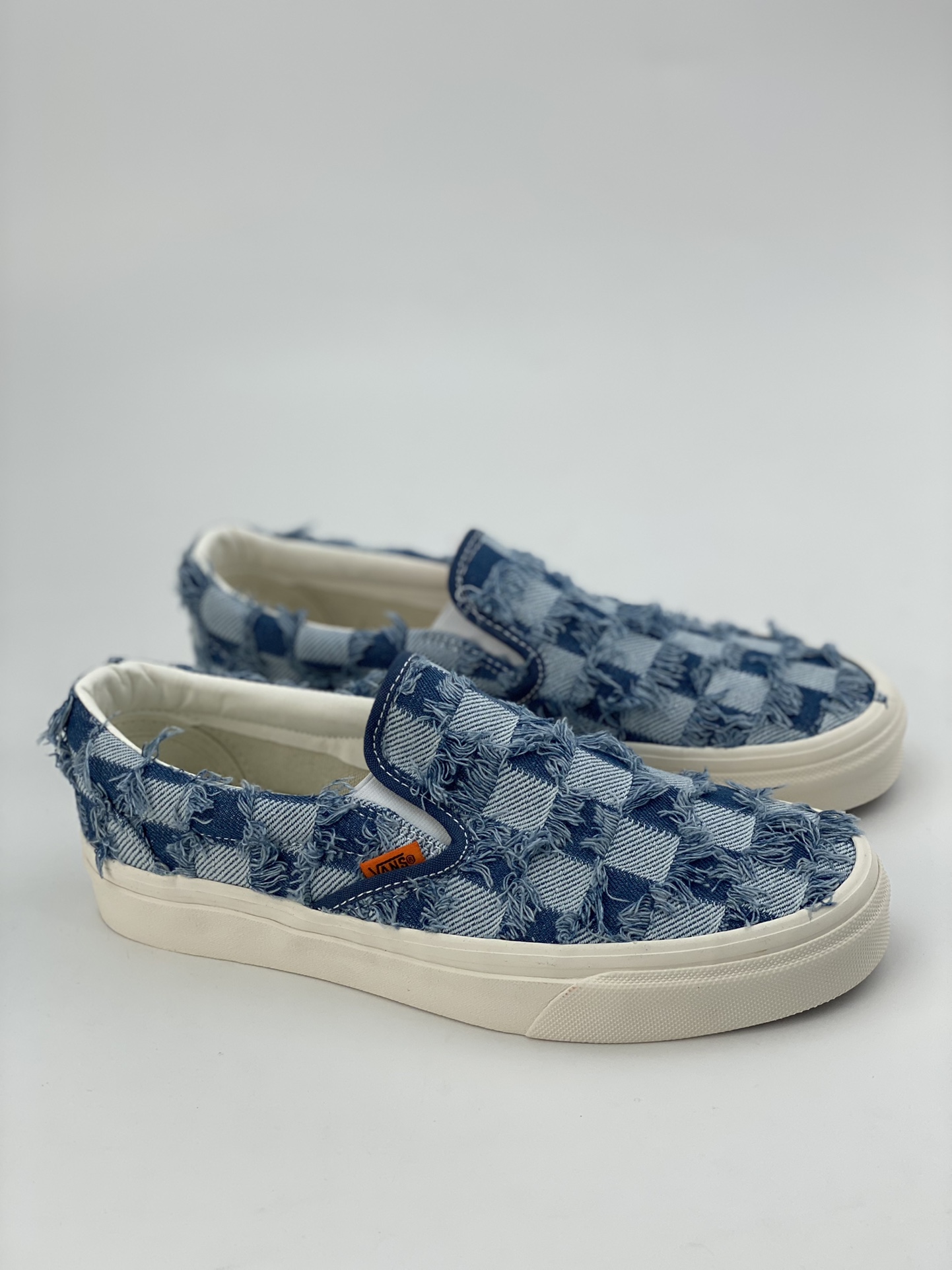 Vans European and American summer checkerboard fringed denim and silk men's and women's same style slip-ons