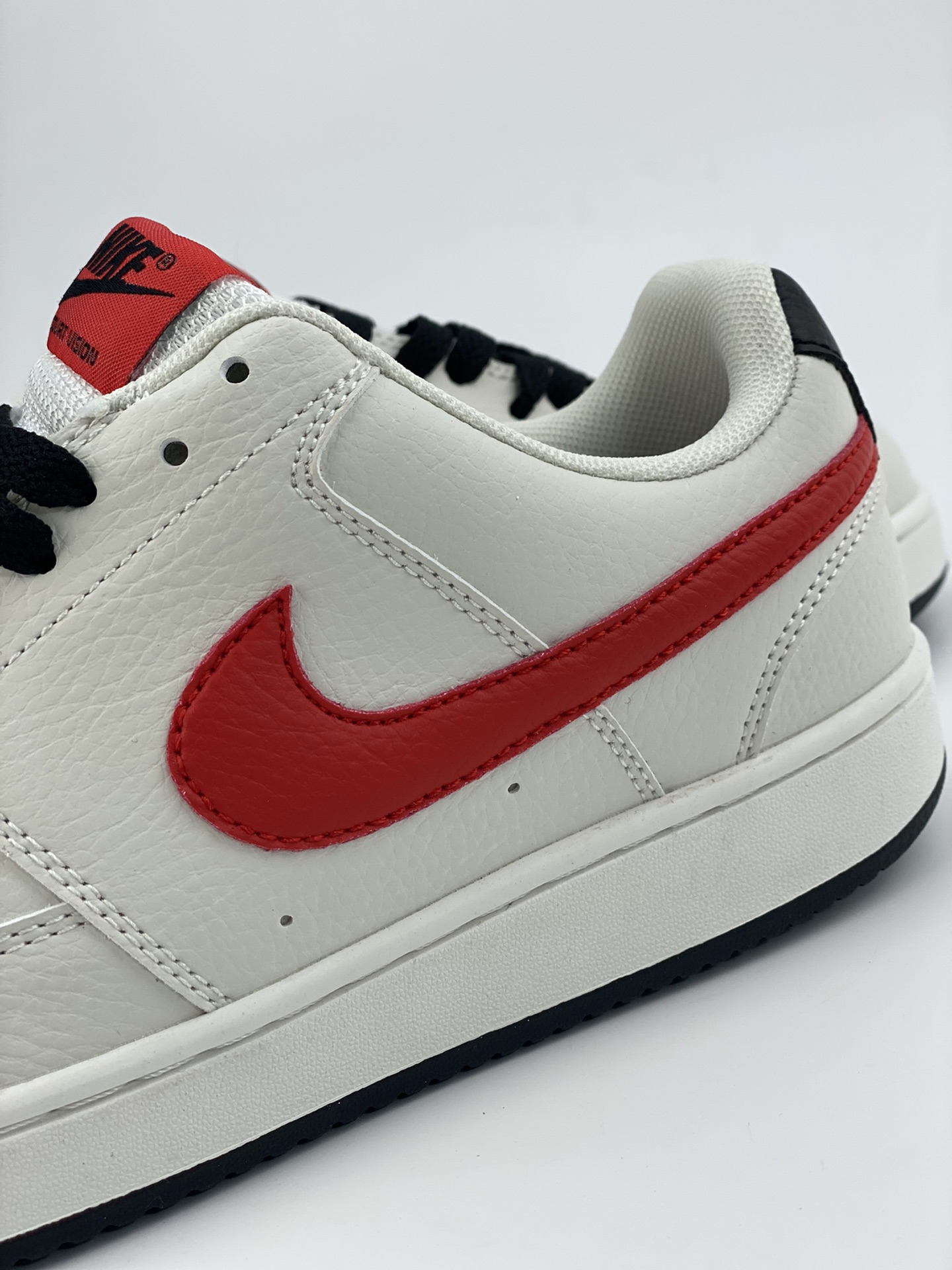 150 Nike Court Vision Low 休闲运动板鞋 DH2987-102
