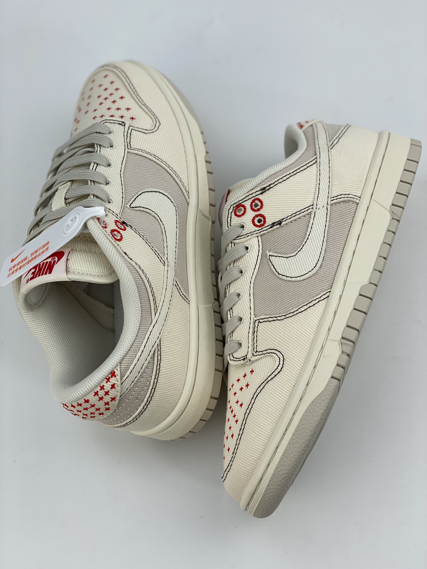 220 NIKE SB Dunk Low 丹宁白红满天星 DV0834-100