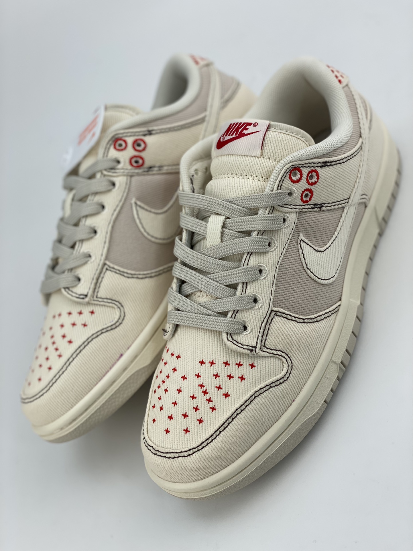 220 NIKE SB Dunk Low 丹宁白红满天星 DV0834-100