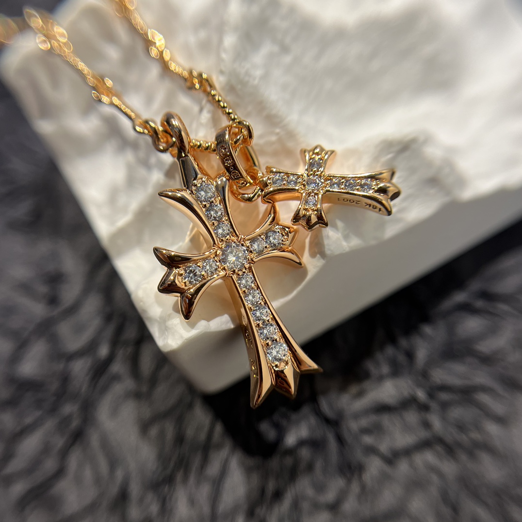 Chrome Hearts 𝐂𝐡𝐫𝐨𝐦𝐞 𝐡𝐞𝐚𝐫𝐭𝐬克罗心