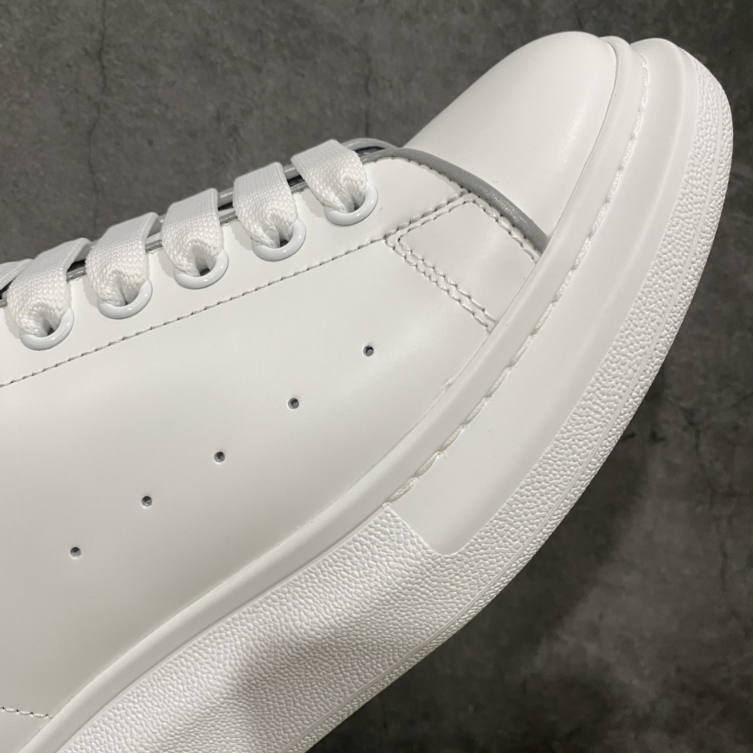 Alexander McQueen/Alexander McQueen platform shoes thick sole heightening white shoes reflective white gray