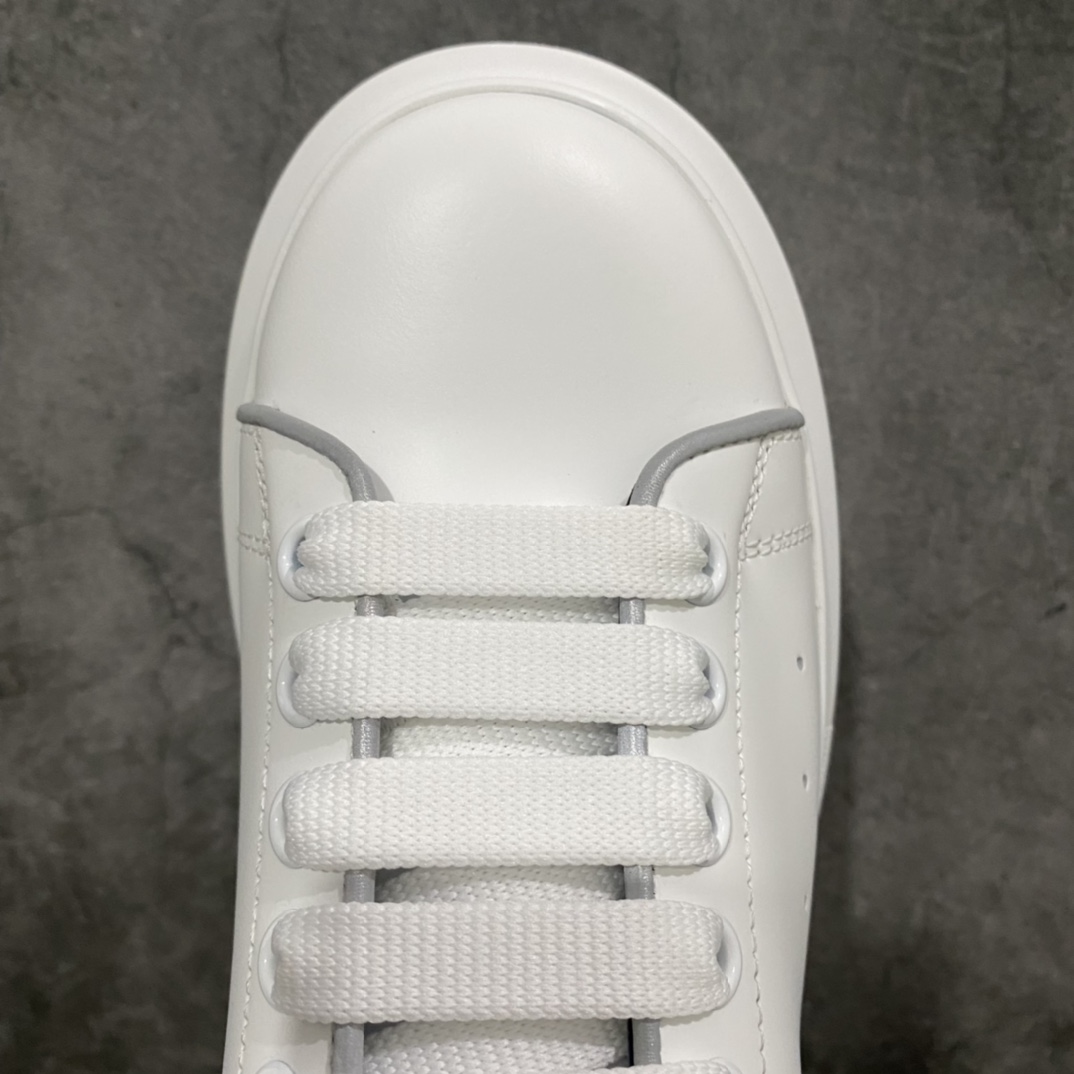 Alexander McQueen/Alexander McQueen platform shoes thick sole heightening white shoes reflective white gray