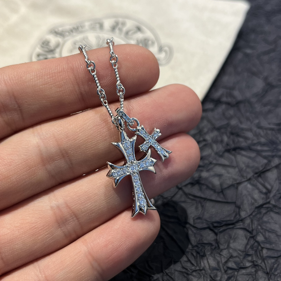 Chrome Hearts 𝐂𝐡𝐫𝐨𝐦𝐞 𝐡𝐞𝐚𝐫𝐭𝐬克罗心