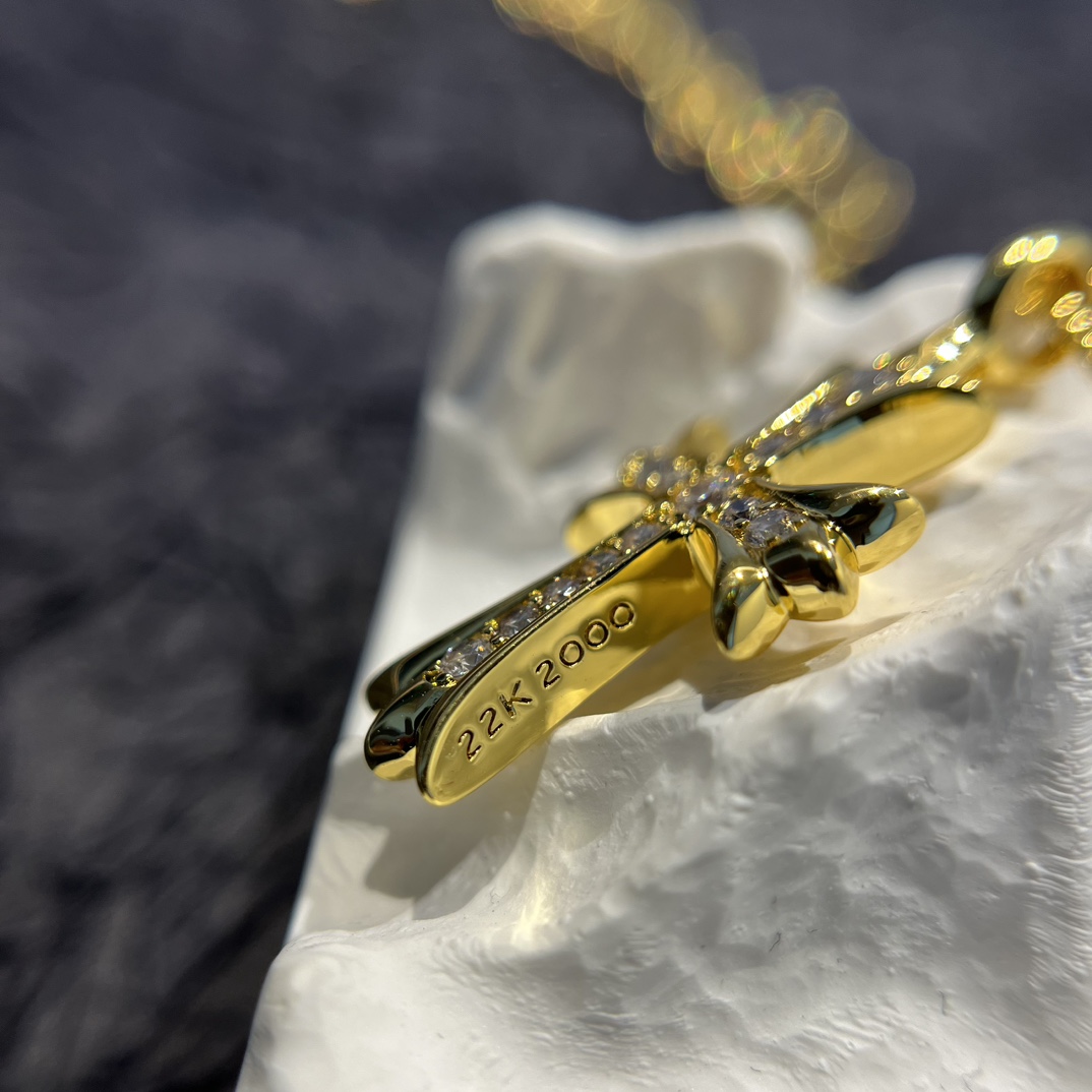 Chrome Hearts 𝐂𝐡𝐫𝐨𝐦𝐞 𝐡𝐞𝐚𝐫𝐭𝐬克罗心