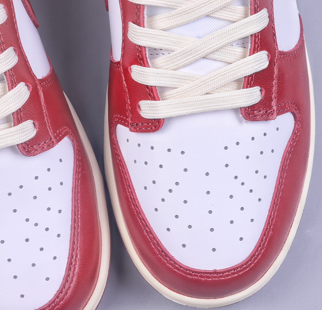 320 S2 Nike DUNK Low 复古酒红 FJ4555-100