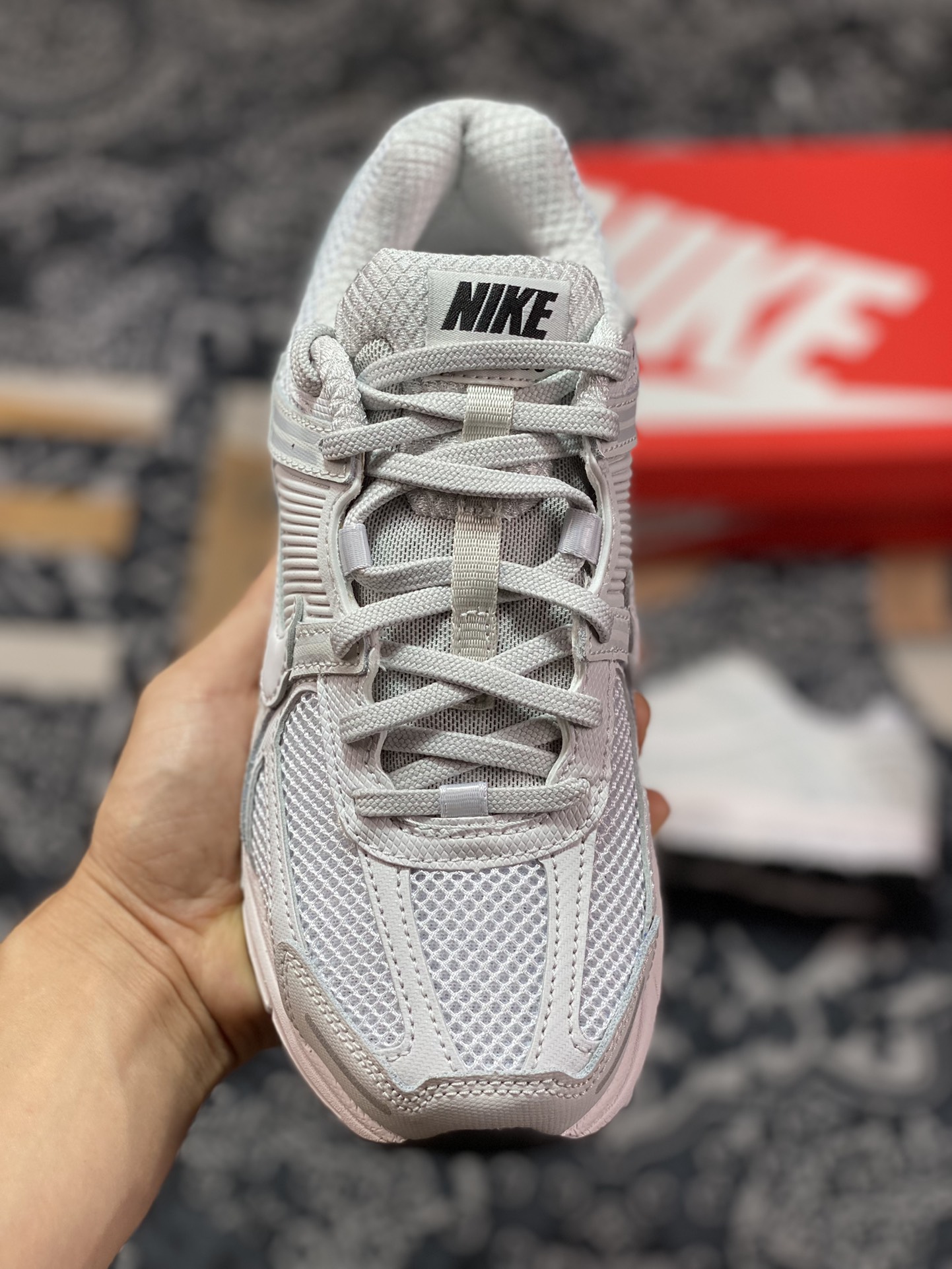 220 Nike Zoom Vomero 5”Vast Grey“佛莫罗5代系列经典复古休闲运动慢跑鞋“墙灰白”BV1358-001