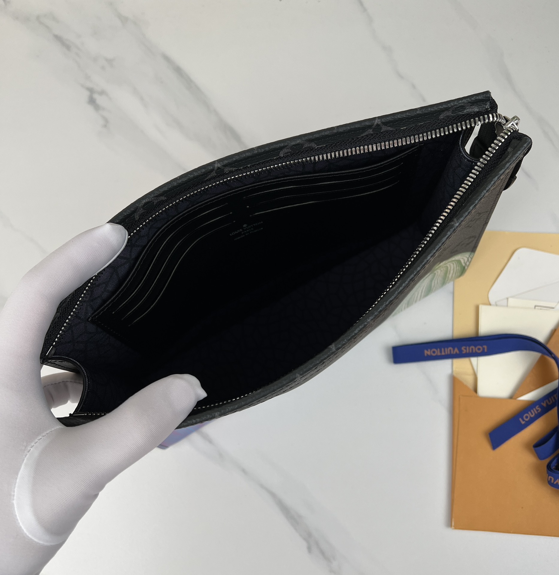 Louis Vuitton Luxury Handbag Collection 8
