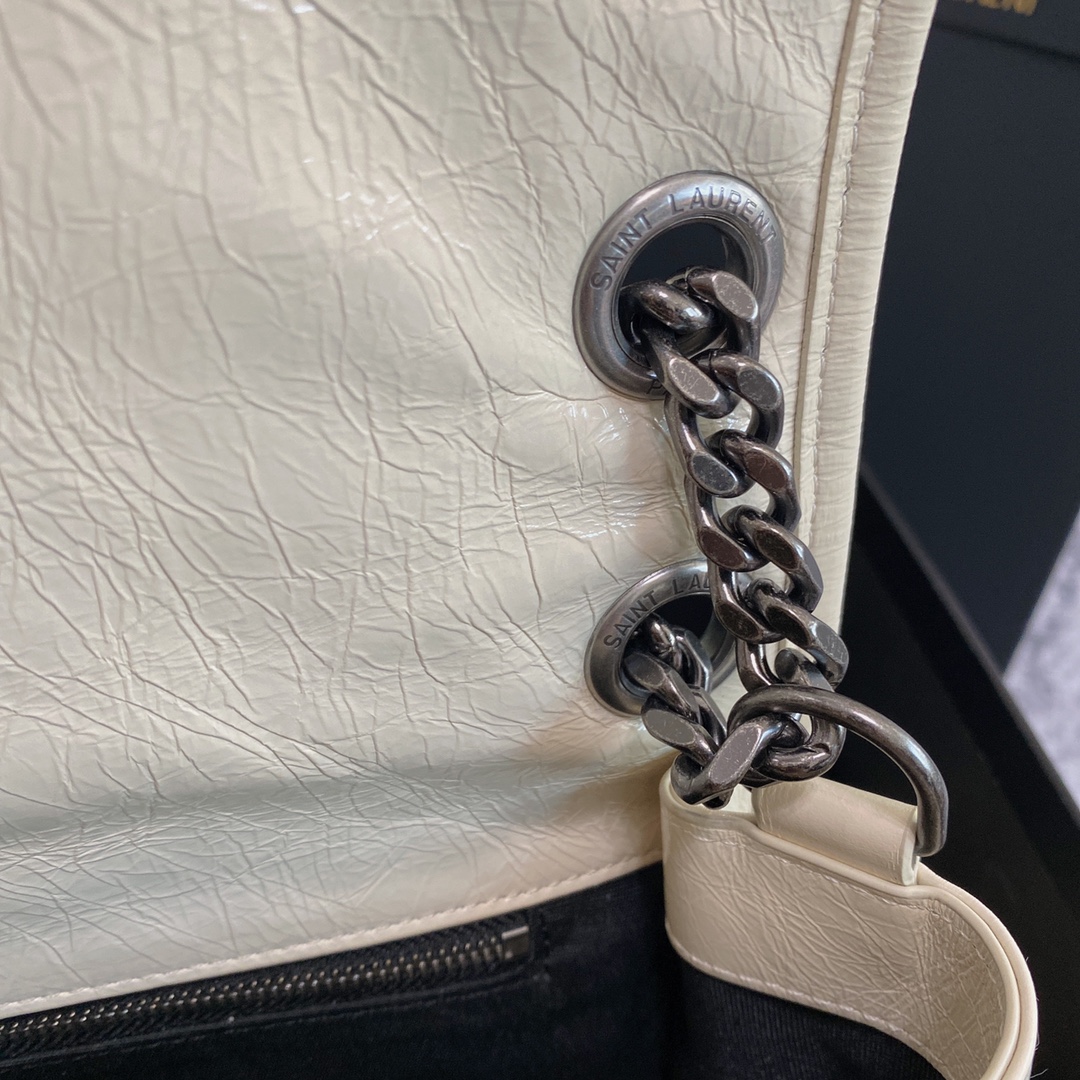 Saint Laurent Haute Couture Classic Luxury Handbag Shoulder Crossbody 8
