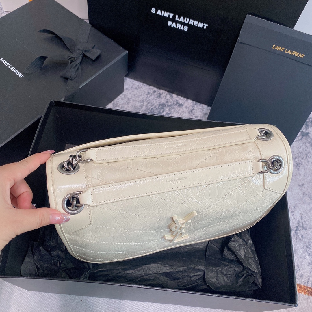 Saint Laurent Haute Couture Classic Luxury Handbag Shoulder Crossbody 3