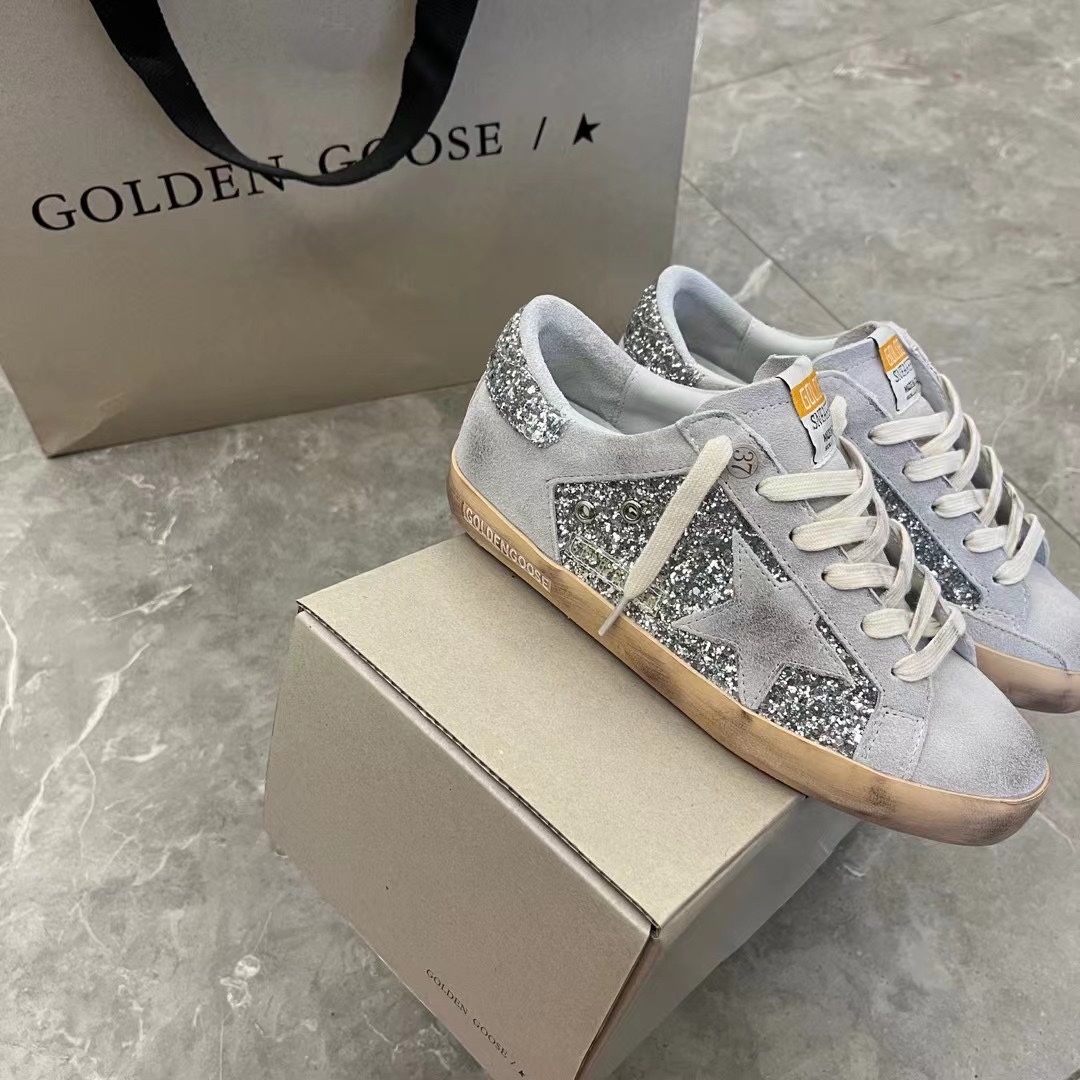 Golden Goose Skateboard Shoes Single Layer Wholesale Imitation Designer Replicas
 Gold Grey Red White Yellow Unisex Cowhide Frosted Fall/Winter Collection