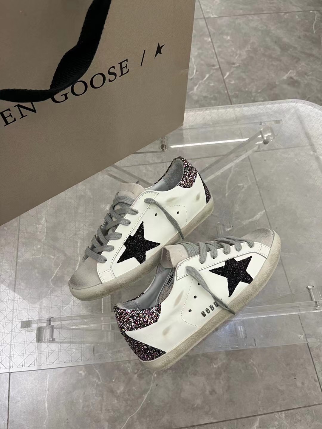 Golden Goose Skateboard Shoes Single Layer Shoes Black Gold Red White Yellow Unisex Cowhide Frosted Fall/Winter Collection