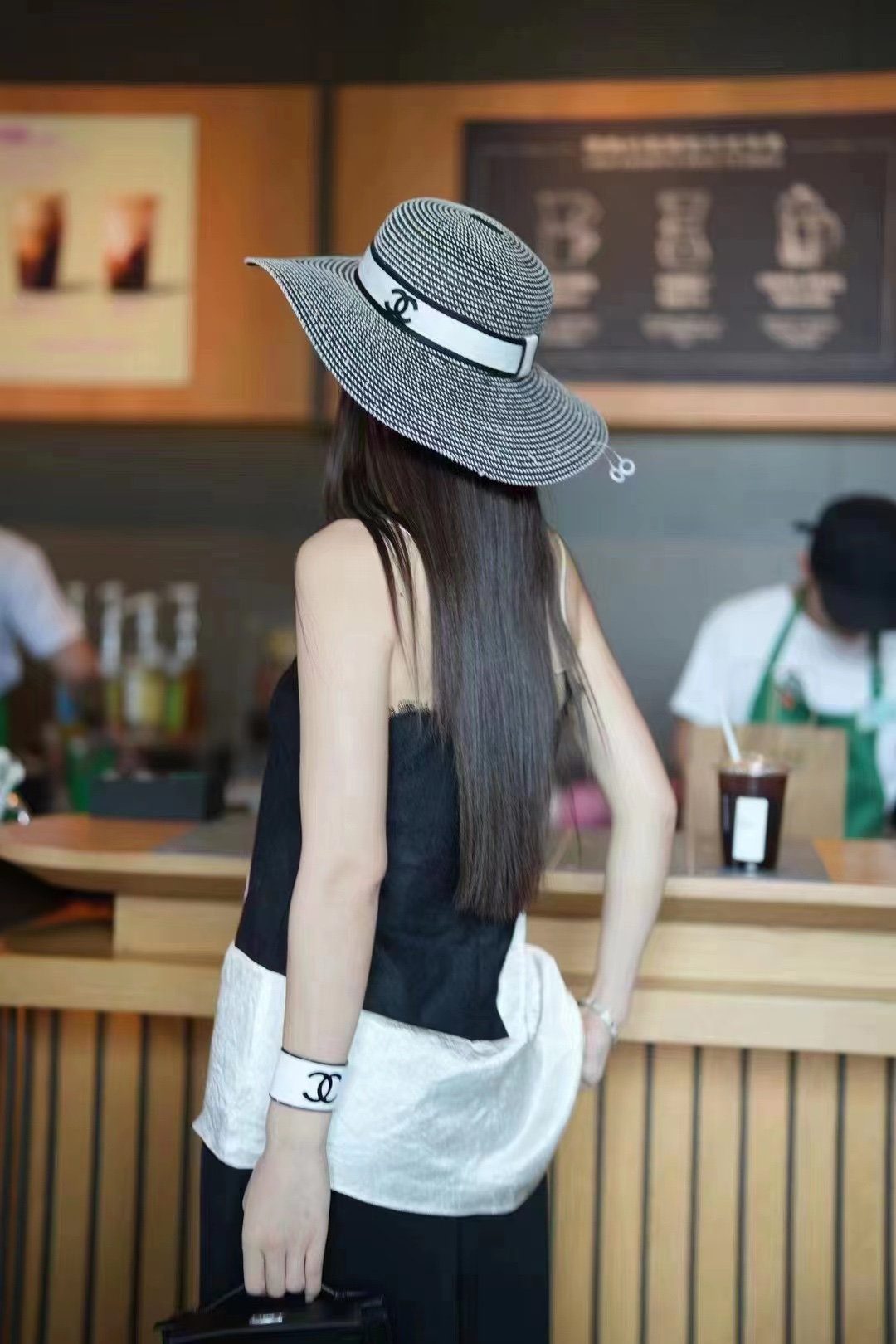 NO:824633,Special price with dust bag. [CHANEL Chanel] 2026 new dome cotton gauze large-brimmed straw hat, sunshade and easy to match, outdoor travel item hat straw hat fisherman hat baseball cap, hat, chanel, chanel, espadrilles, hats19860909特价配防尘袋.【CHANEL香奈儿】2026新款圆顶棉纱大沿草帽,遮阳又好搭,出街旅行单品帽子草帽渔夫帽棒球帽,帽子,chanel,chanel,espadrilles,hats,hat
