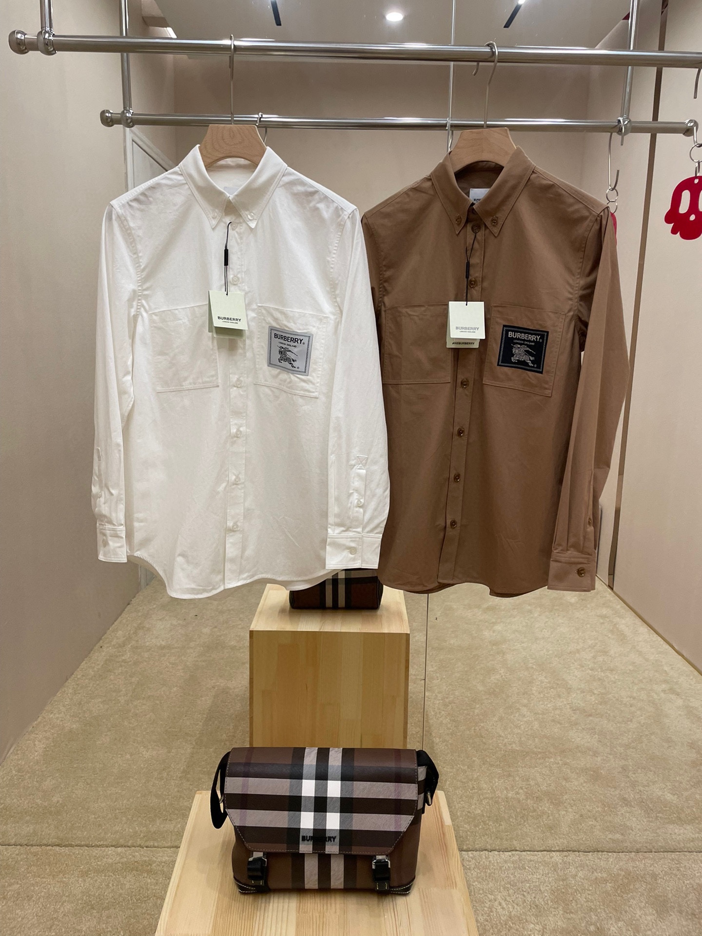 博柏利 Burberry 高定典藏名品高定成衣时装外套连衣裙衬衫T恤 #95E14430 2