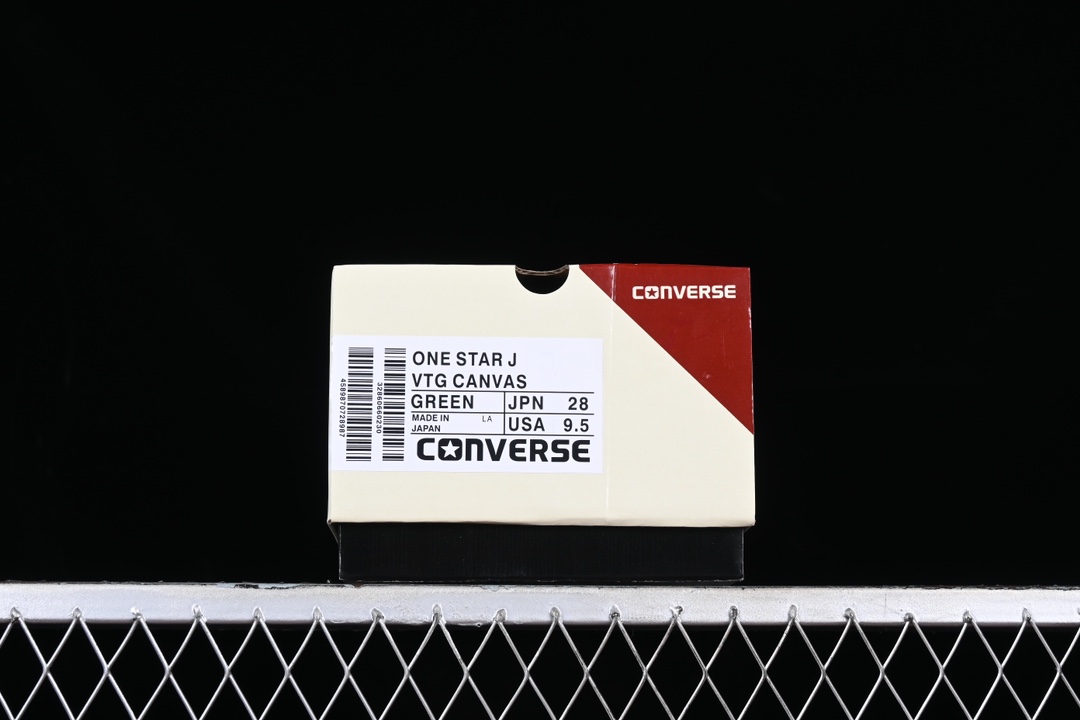💰160纯原
Converse Cons One Star J Vtg Canvas 2023SS 绿色日版 防滑耐磨低帮帆布鞋
#星形设计护头,侧边小星形,羽毛呈锐角落下的图案,压住腰部加固织物的缝合方向,粗大鞋跟标签带有" ONE STAR "符号,与鞋面颜色相同的孔眼比如,忠实再现细节。
尺码:35 36 36.5 37 37.5 38 39 39.5 40 41 41.5 42 42.5 43 44 M.C3