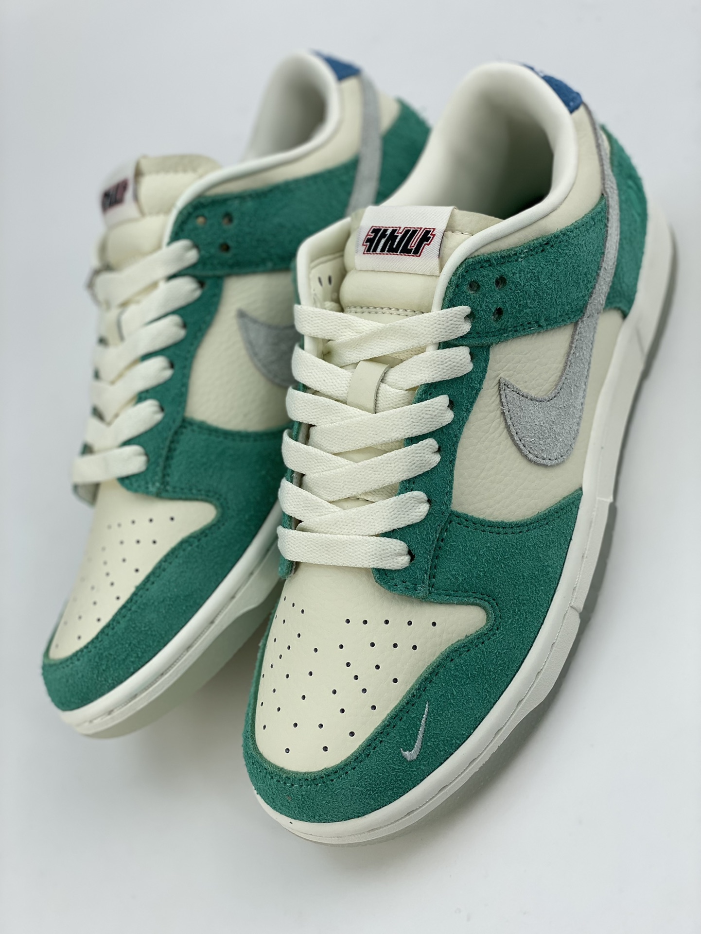 Kasina x Nike Dunk Low ”Road Sign” 联名蒂芙尼绿配色 CZ6501-101