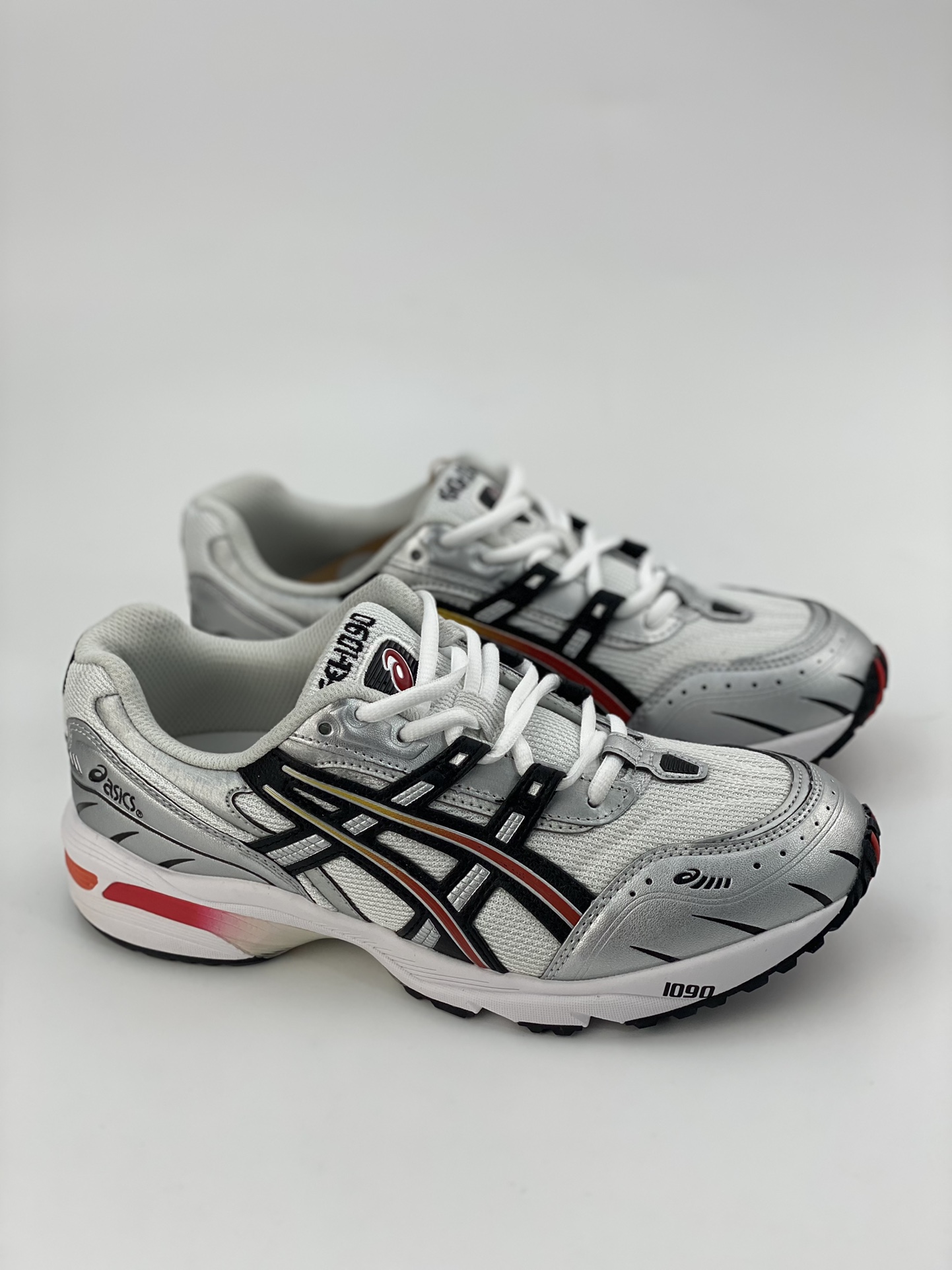 /ASICS Tiger GEL-1090 Series 1021A285-100