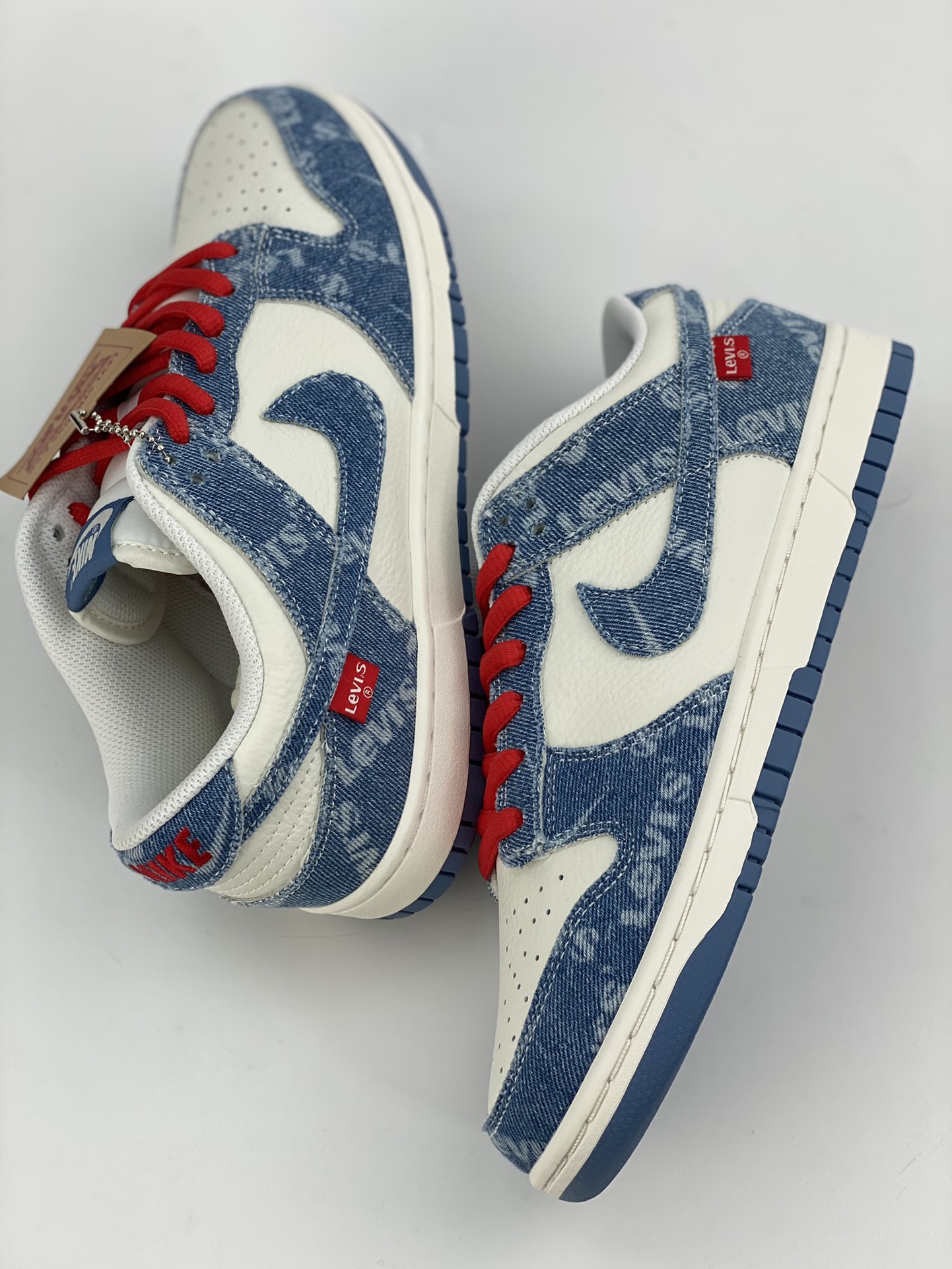Nike SB Dunk Low Levi‘s 浅蓝牛仔布 李维斯联名 LE0021-002