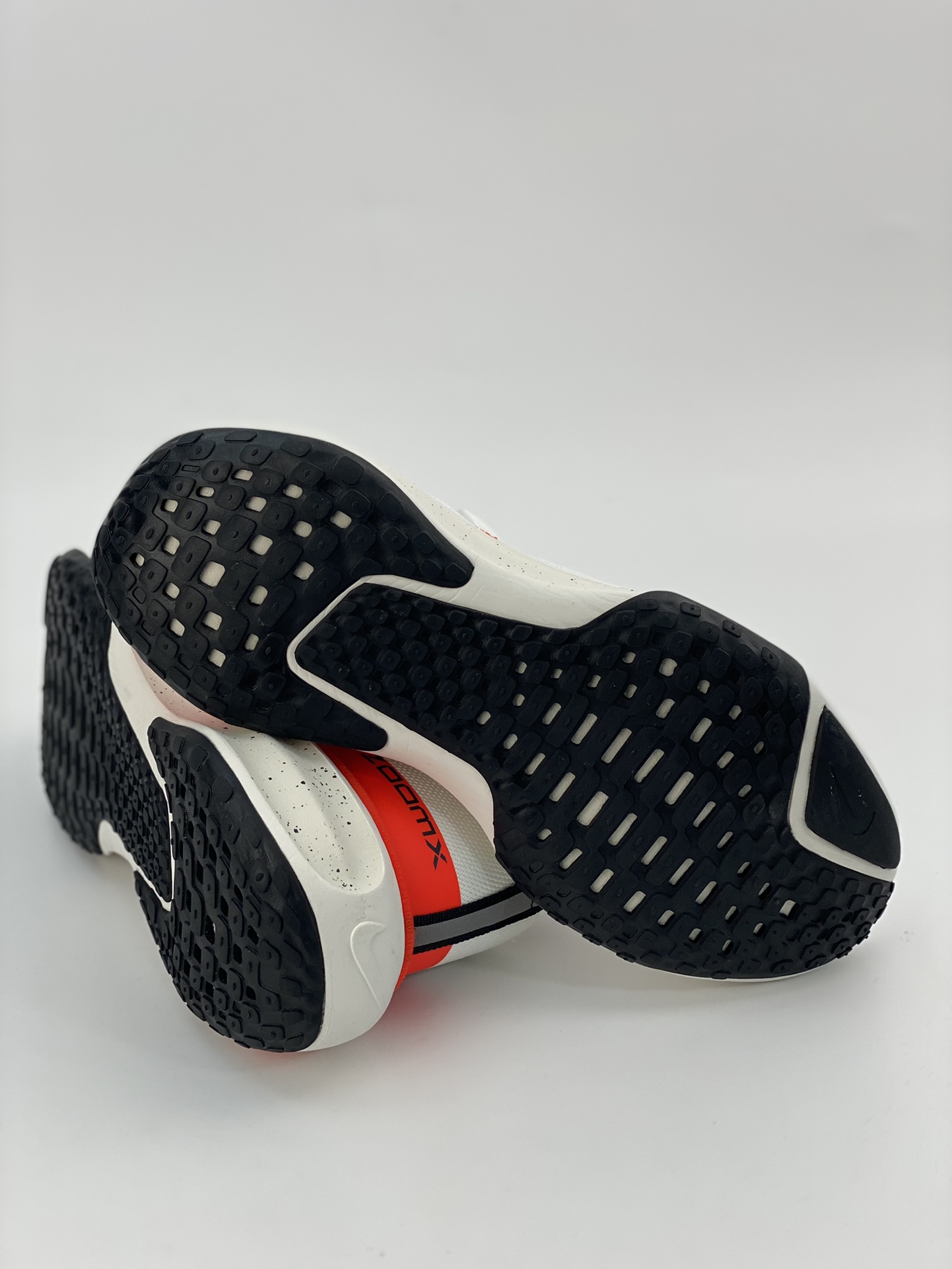 NIKE Zoom X Invincible Run Fk 3 马拉松机能风格运动鞋DR2615-101