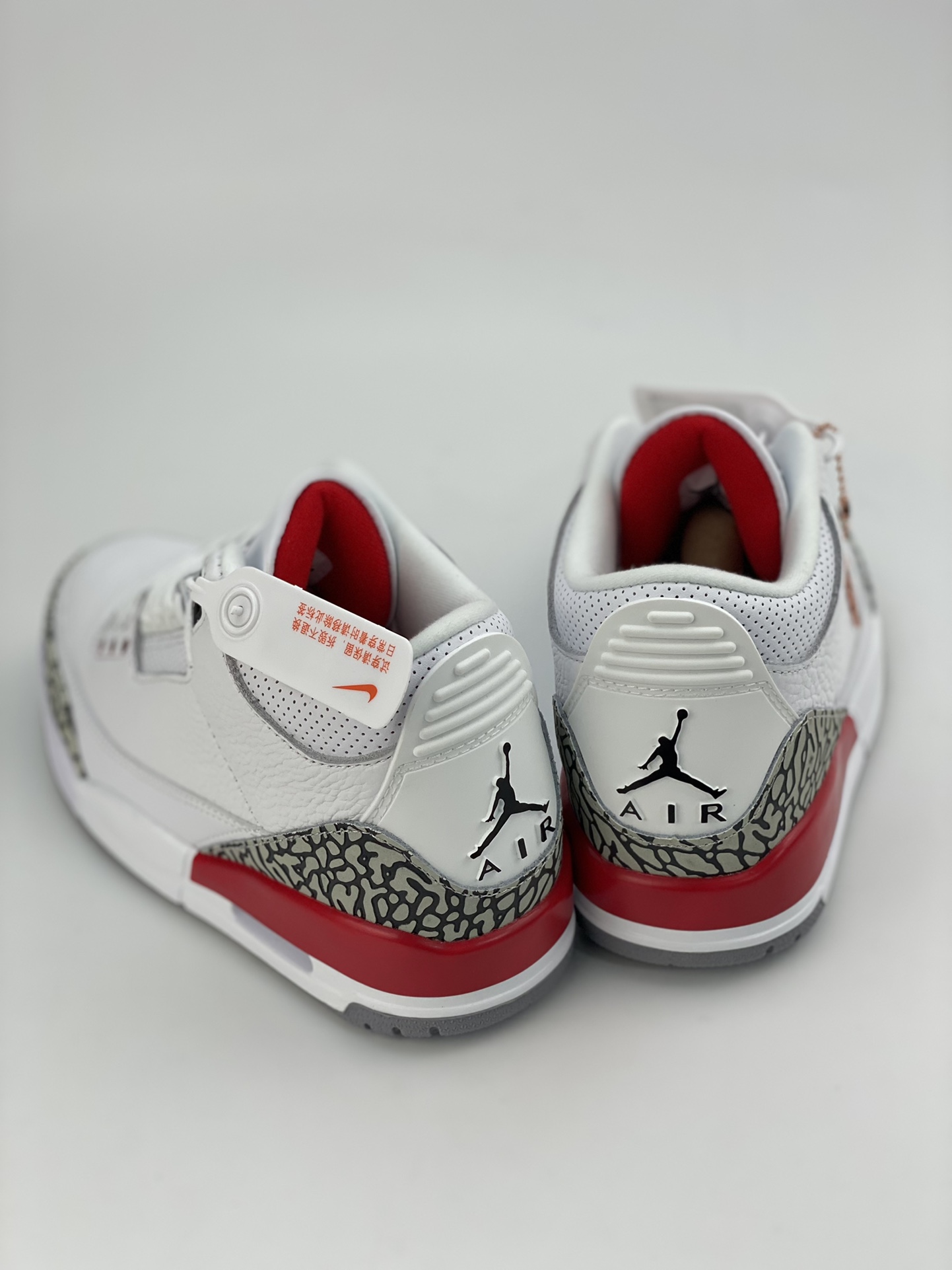 Air jordan 3 Retro “”Cardinal Red” 飓风火焰红 136064-116
