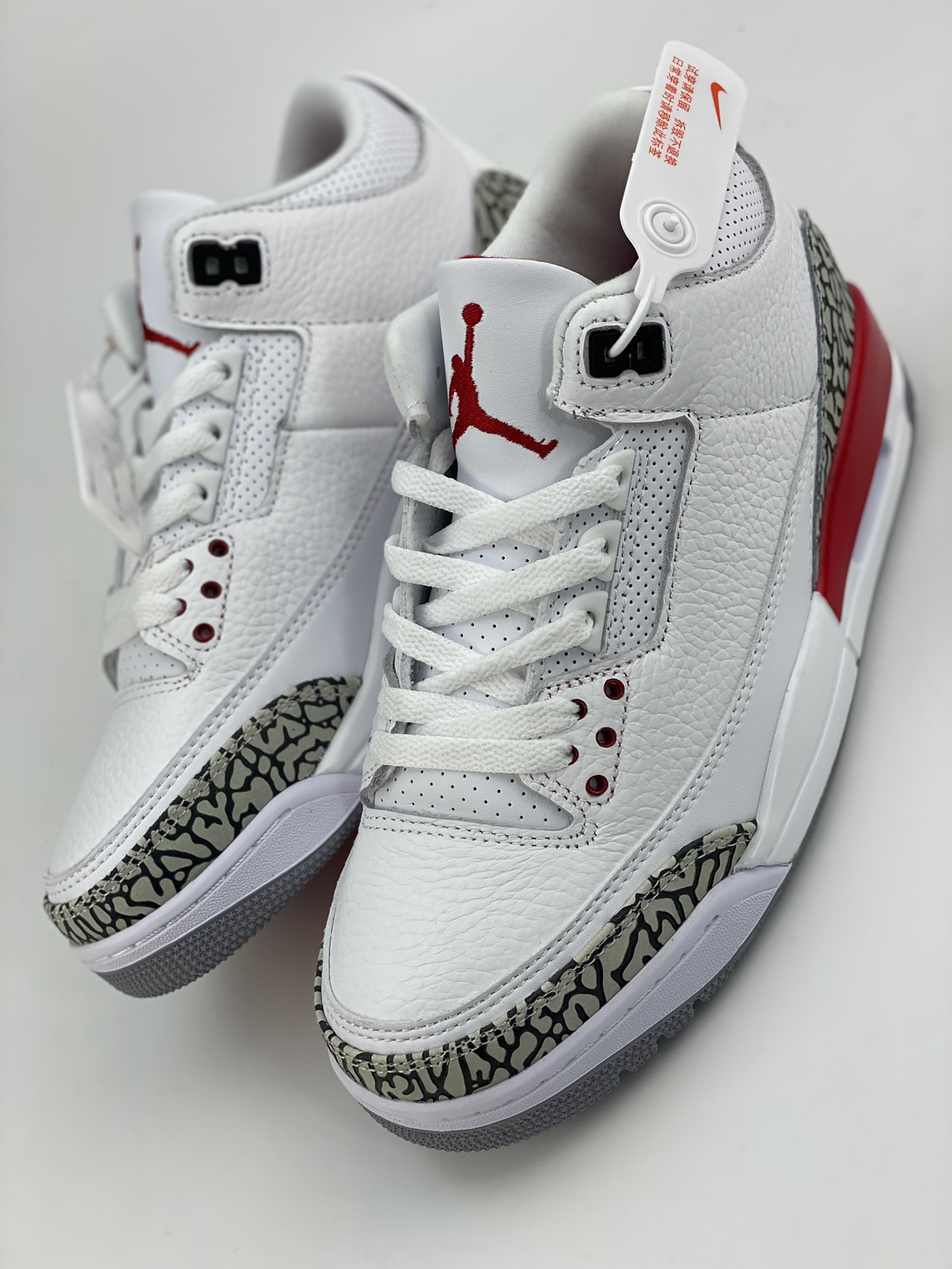 Air jordan 3 Retro “”Cardinal Red” 飓风火焰红 136064-116