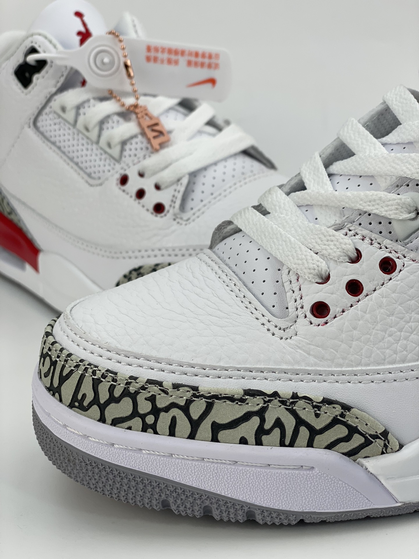 Air jordan 3 Retro “”Cardinal Red” 飓风火焰红 136064-116