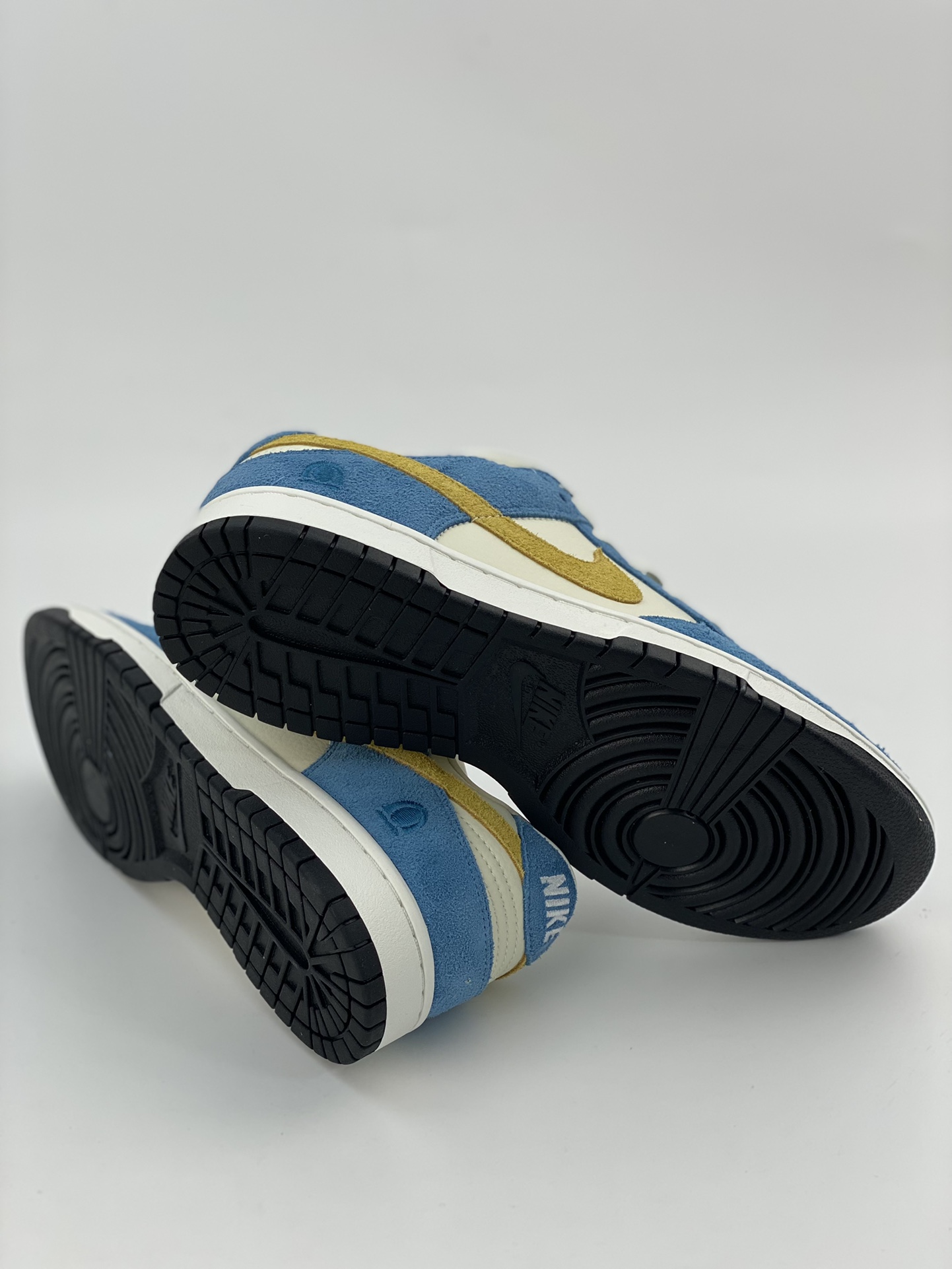 Kasina x Nike Dunk Low ”80s Bus” 联名黄蓝配色 CZ6501-100