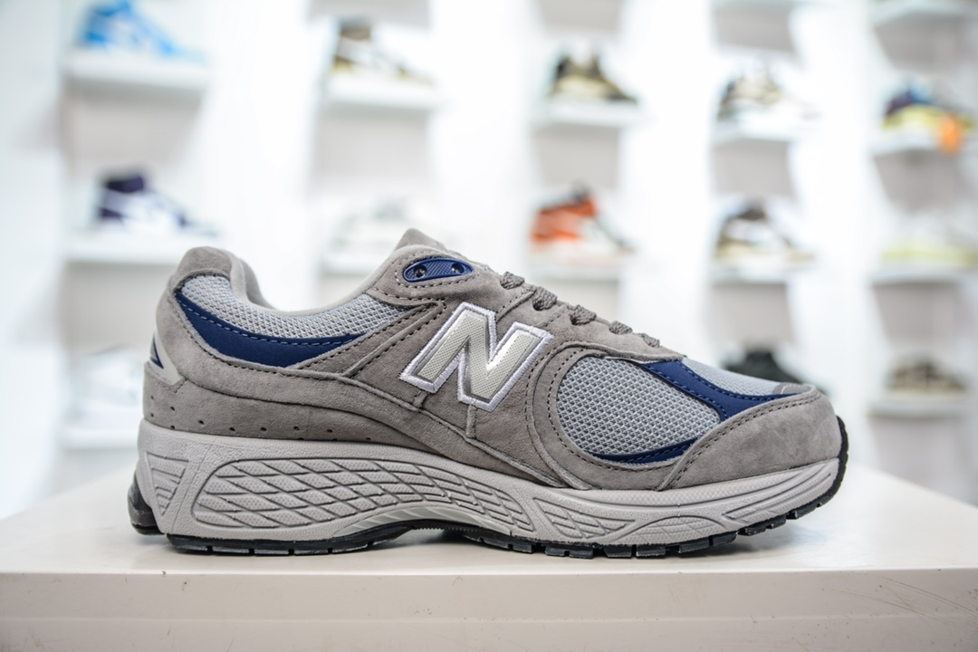 E New Balance 2002 series retro casual running shoes M2002RXB