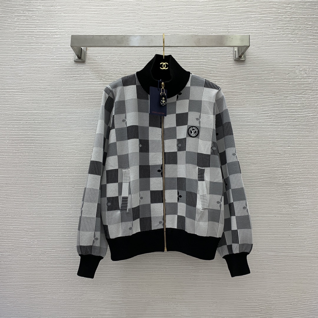 Buy the Best High Quality Replica
 Louis Vuitton Clothing Coats & Jackets Knitting Fall Collection