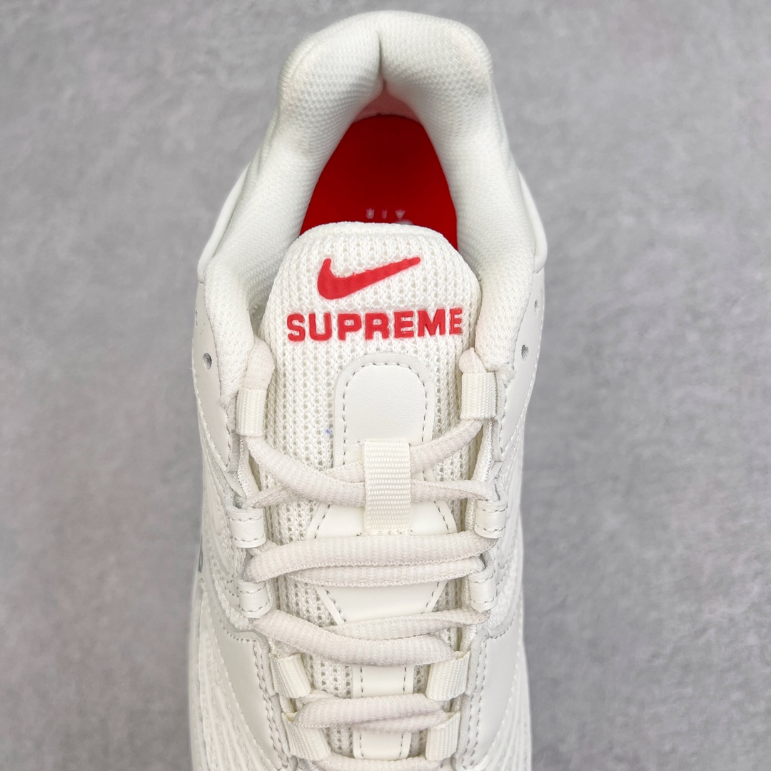 图片[5]-＃纯原 Supreme x NK Air Max 98 TL SP 系列低帮经典复古百搭休闲运动气垫慢跑鞋 Sup联名 DR1033-100 Supreme x Air Max 98 TL 最新联名鞋款正式登场！继合作发布 SB Blazer Mid 之后，Supreme 与 NK 再度为 2022 秋季带来联名新作，共同打造 Air Max 98 TL 全新联名鞋款。本次联名鞋款共推出黑色、白色、粉色与棕色四种选择，鞋面采用合成皮革与针织网眼构成，搭配反光 TPU 覆盖层提升视觉层次。鞋侧迷你 Swoosh Logo、鞋跟变形的 Supreme 字样以及鞋带皆配备反光元素，最后搭载 Air Max 98 经典的全掌外露 Air 气垫以及橡胶外底完成设计。尺码：36 36.5 37.5 38 38.5 39 40 40.5 41 42 42.5 43 44 44.5 45-选品中心