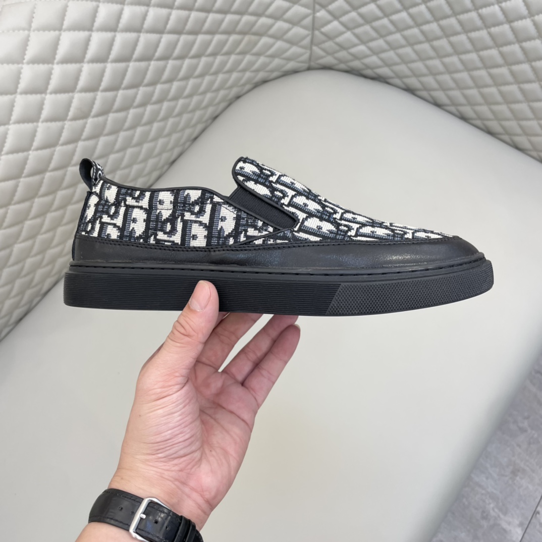 Precio de venta: P150 Marca: Estribos Dio* "Dio*" Talla: 38-44 (se puede personalizar hasta 45)Mater