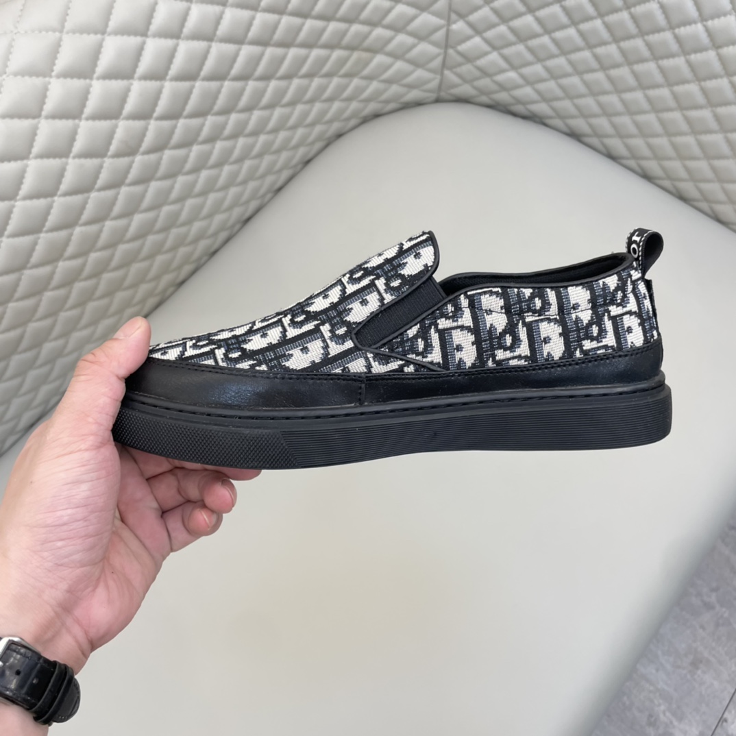 Precio de venta: P150 Marca: Estribos Dio* "Dio*" Talla: 38-44 (se puede personalizar hasta 45)Mater