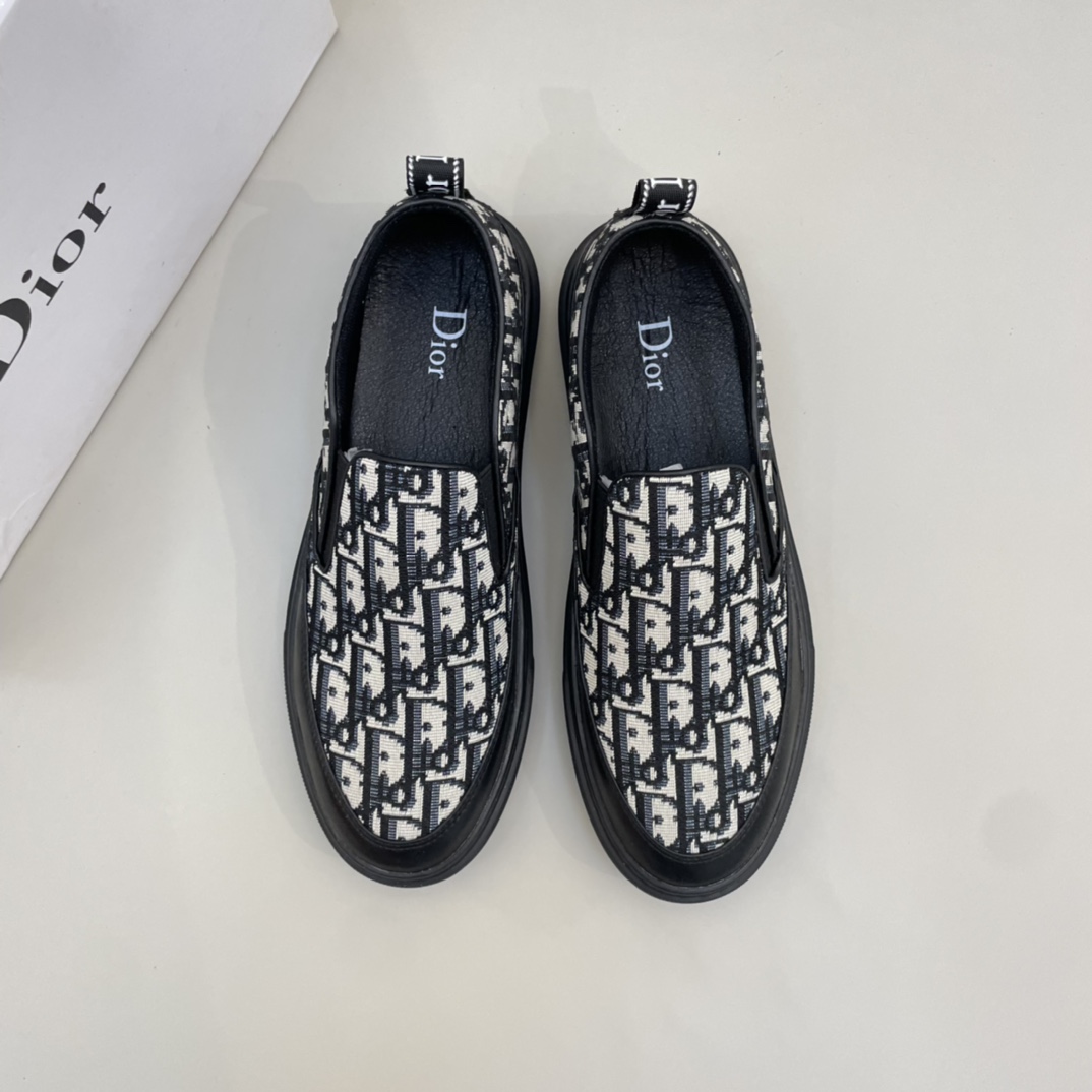 Precio de venta: P150 Marca: Estribos Dio* "Dio*" Talla: 38-44 (se puede personalizar hasta 45)Mater