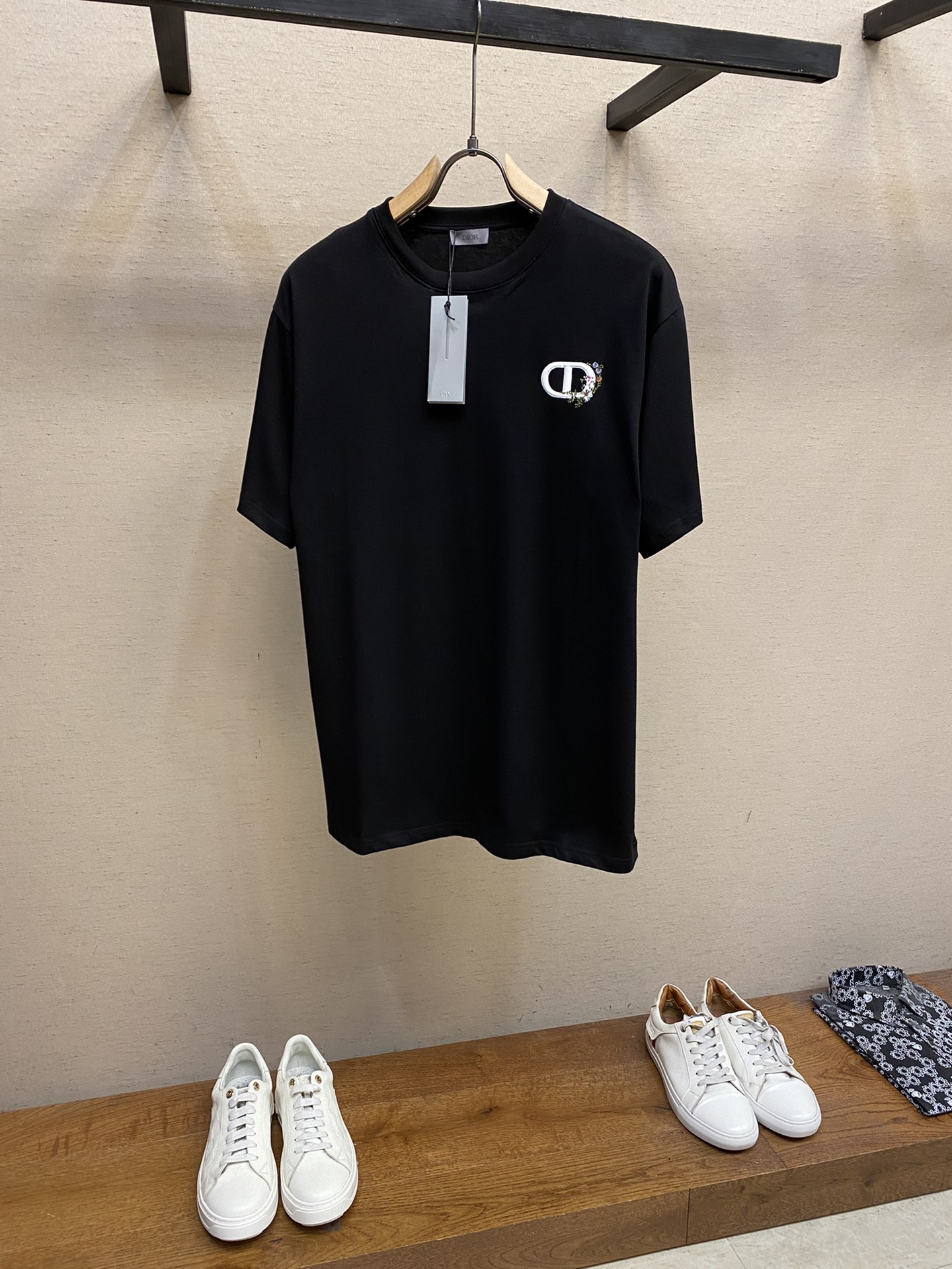 Dior Clothing T-Shirt Black White Embroidery Cotton Short Sleeve