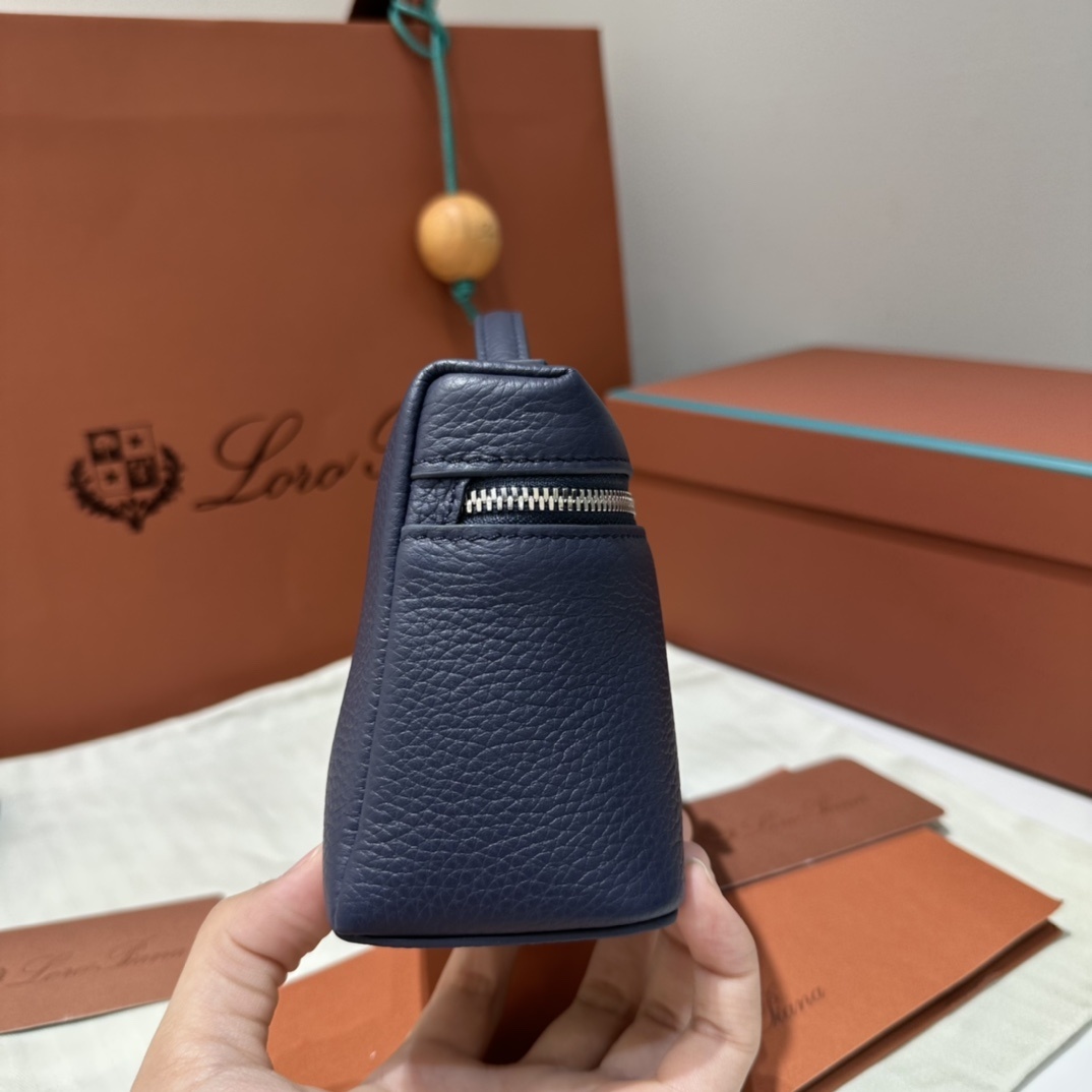 L19午夜蓝ExtrapocketL19系列手提/斜挎包不被定义的生活才最自在就像loropiana的材