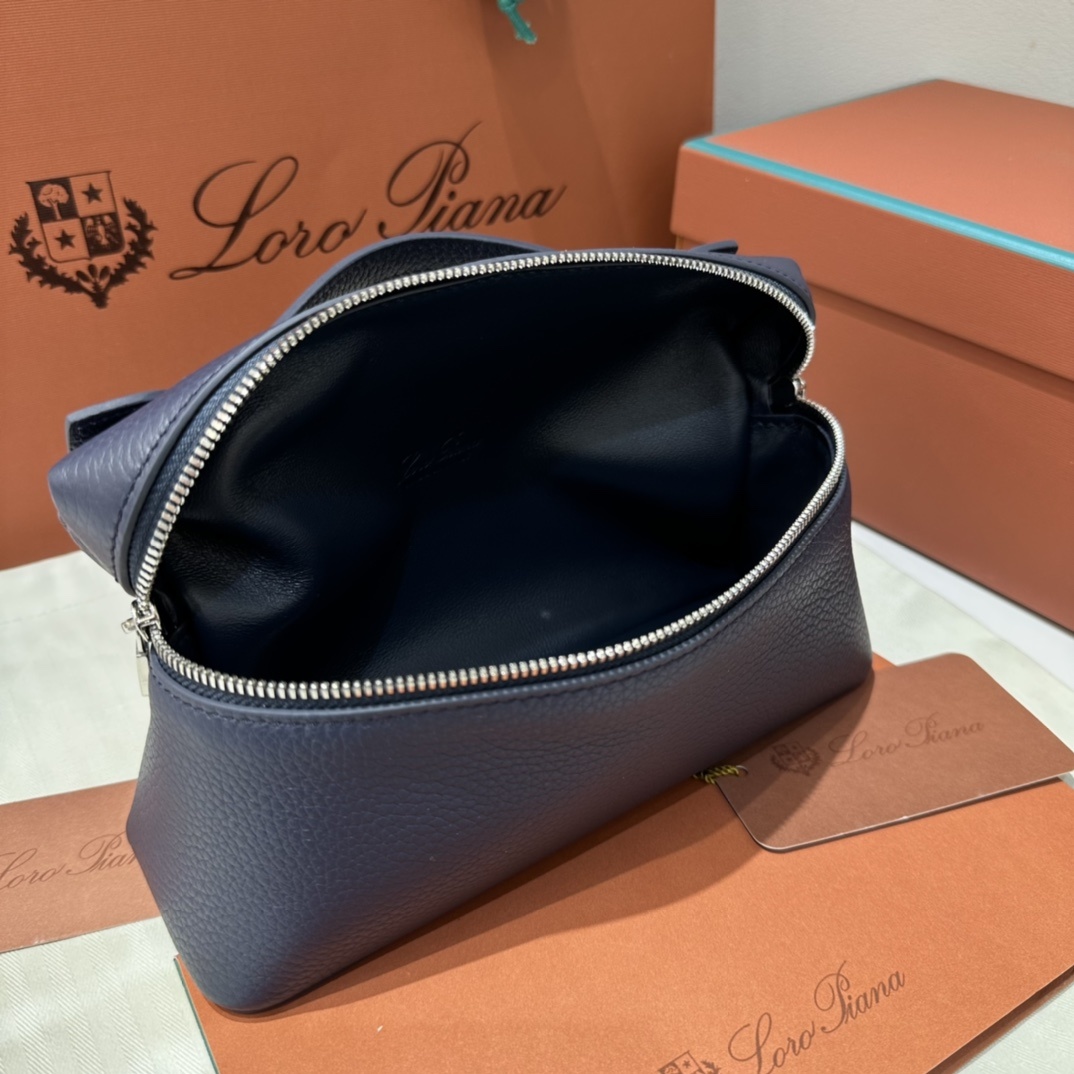 L19午夜蓝ExtrapocketL19系列手提/斜挎包不被定义的生活才最自在就像loropiana的材