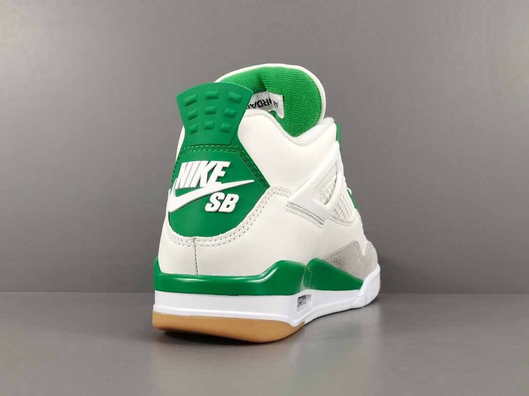 X版顶级AJ4绿白NikeSBxJordanAirJordan4“PineGreen联名款中帮潮流复古篮