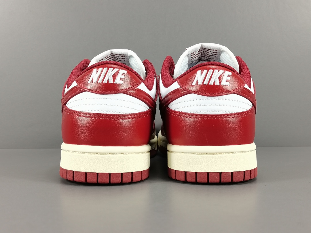 纯原版DUNK红白色NIKEDUNK