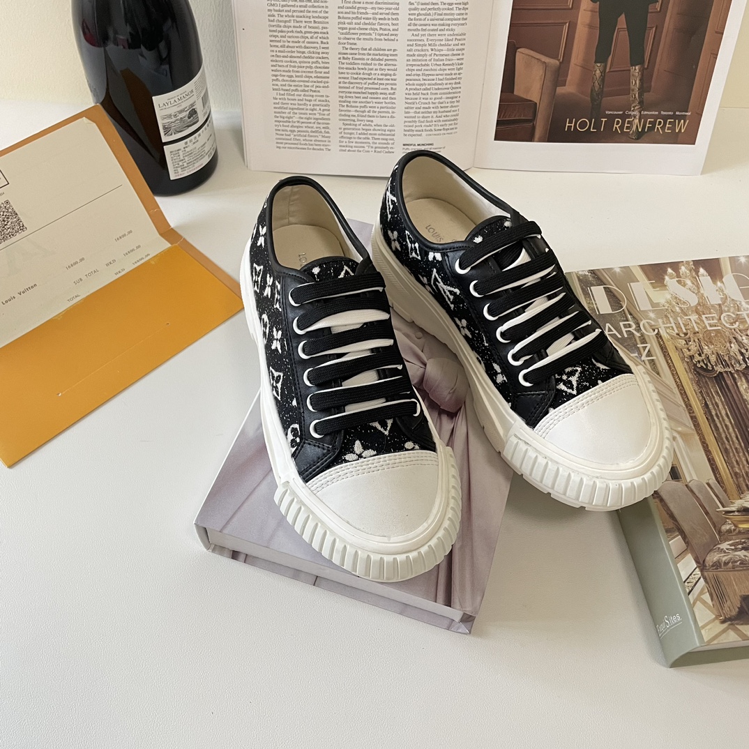Louis Vuitton Sneakers Casual Shoes Top brands like
 Printing Canvas Genuine Leather Sheepskin Casual